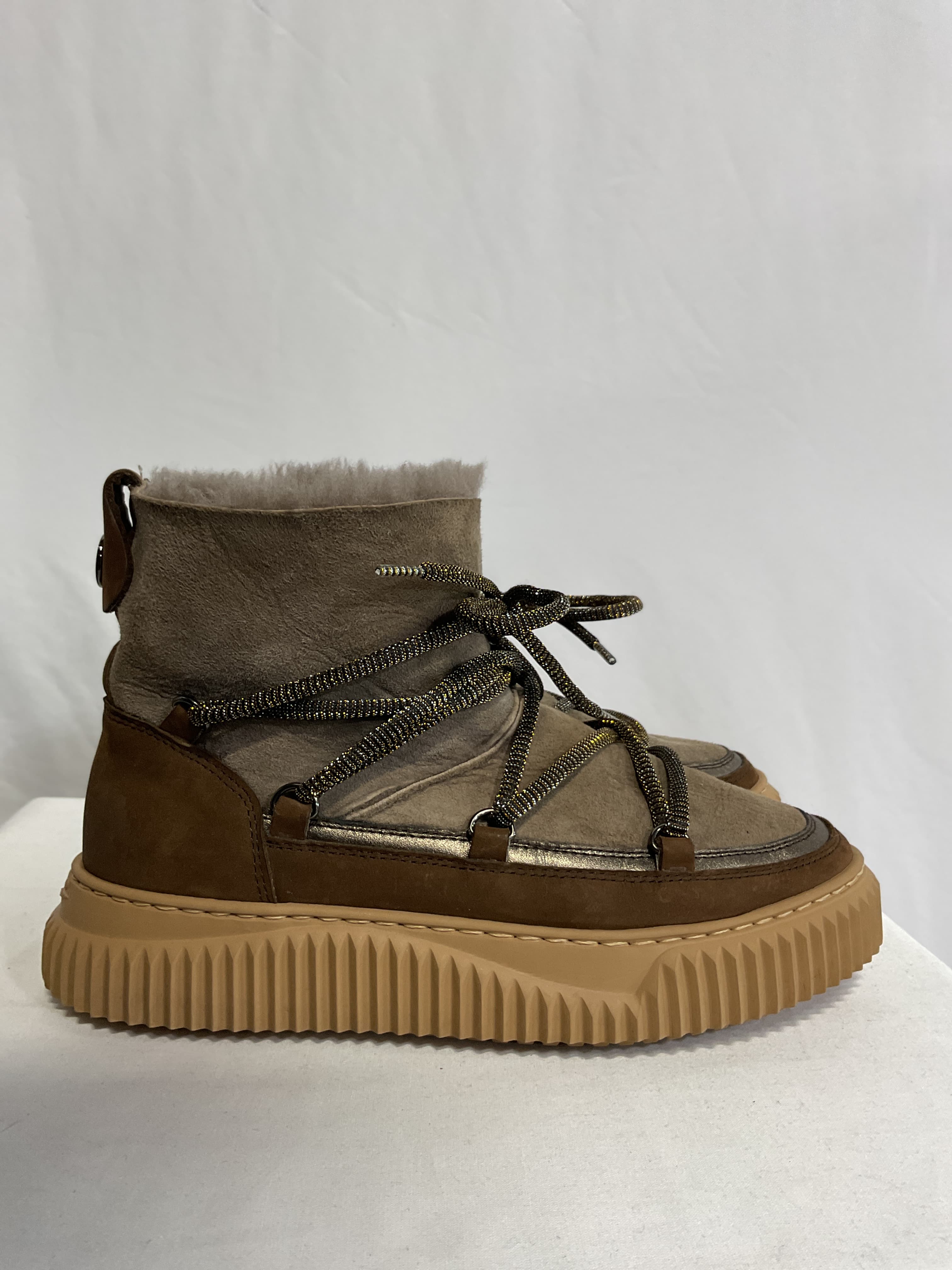 Cortina Boots - Image 2