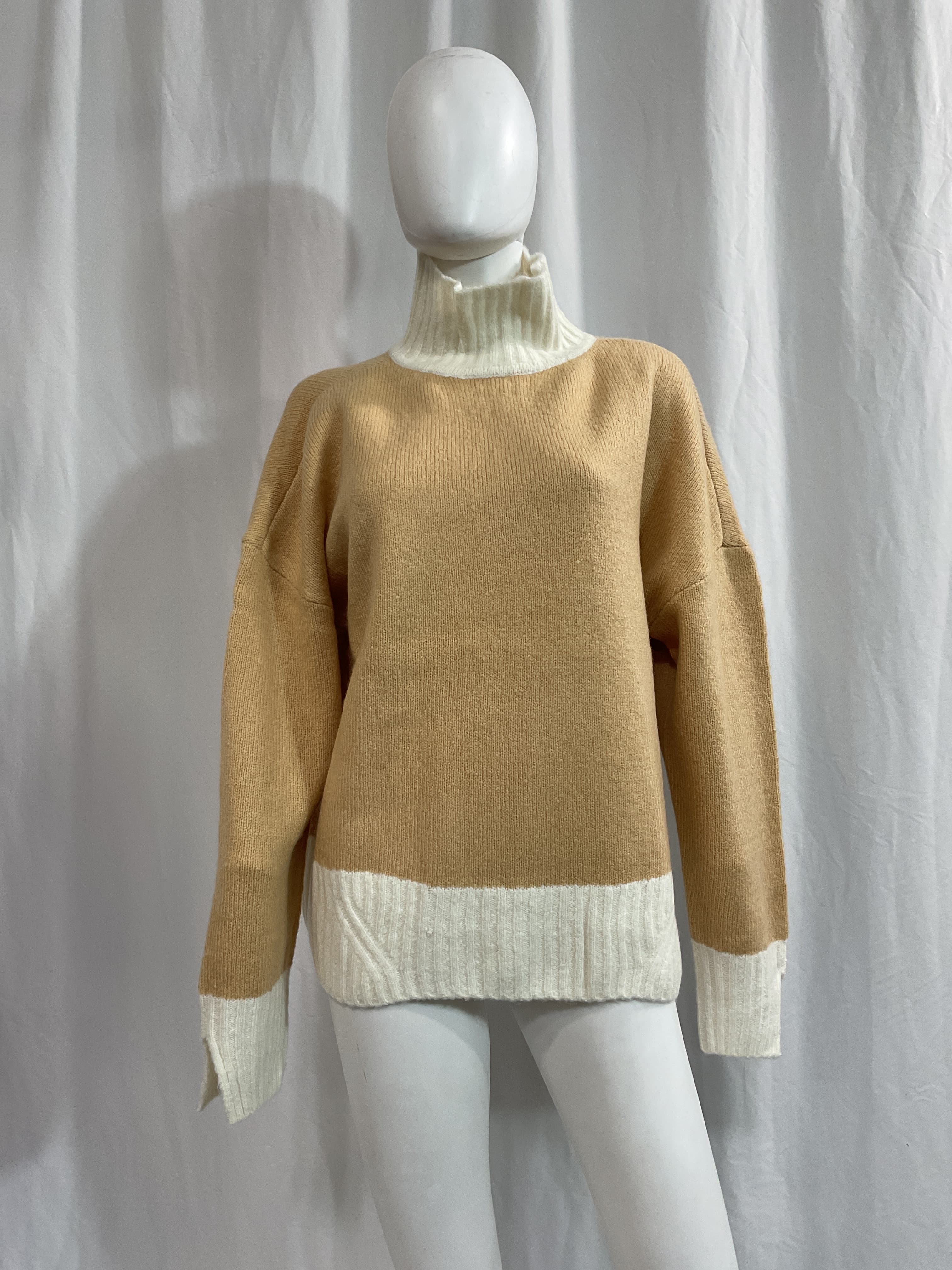 The Andi Contrast Rib Turtleneck Wool & Cashmere Blend Sweater - Image 4