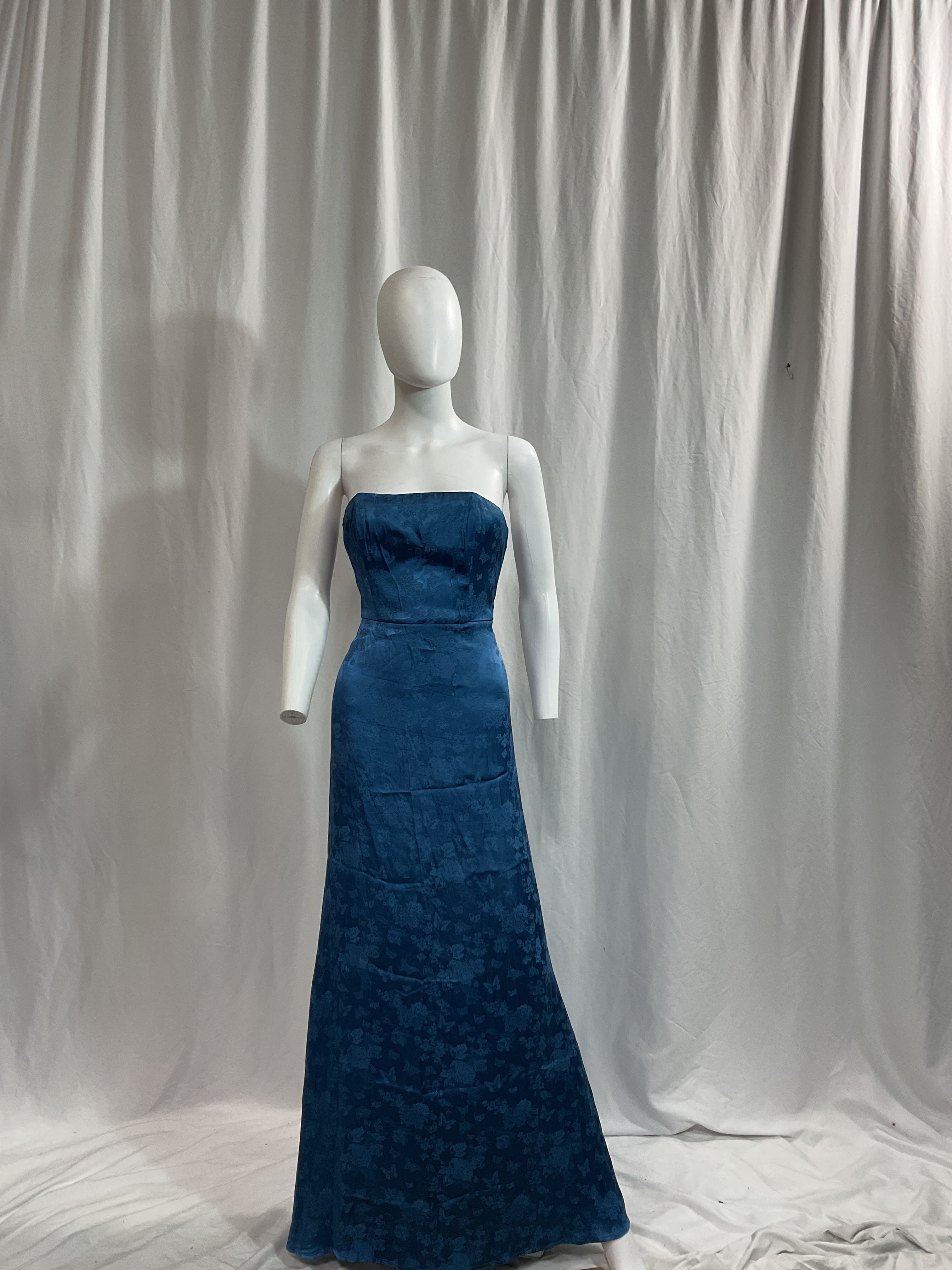 House Of Harlow 1960 X Revolve Veronika Maxi Gown In Blue - Image 2