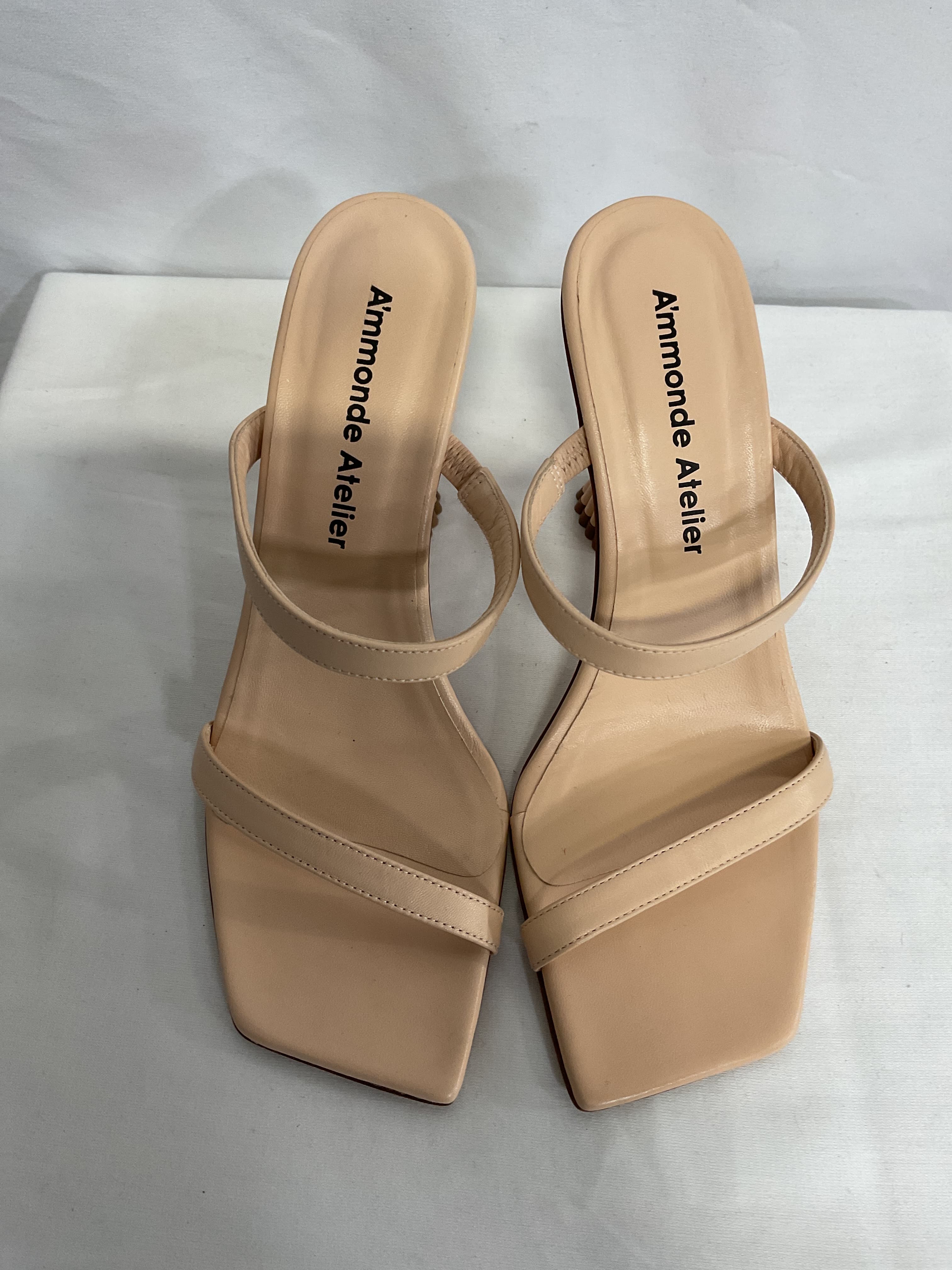 Andrea 100 Sandals In Nude - Image 2