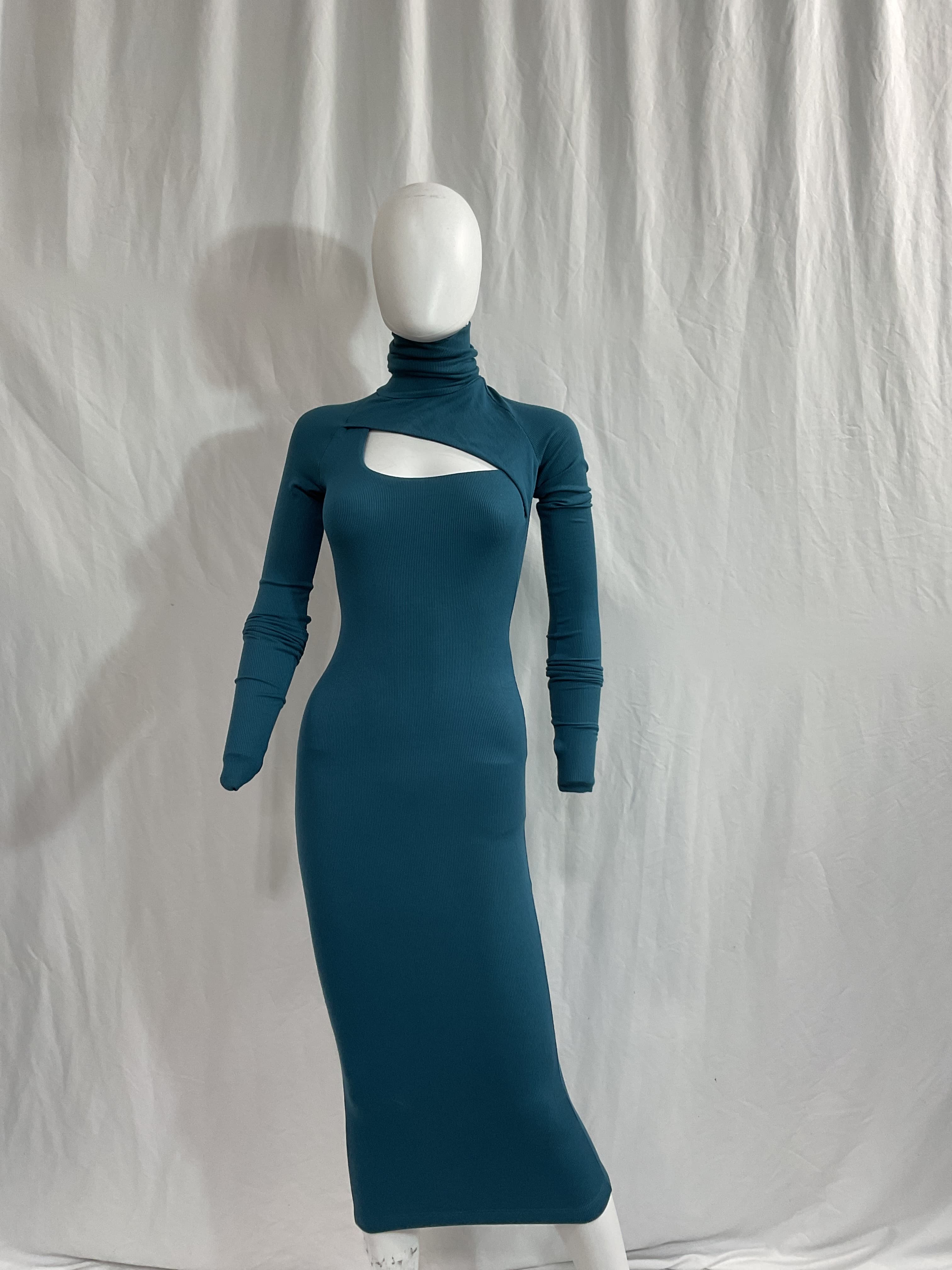 Clarkson Midi Dress In Prussian Blue - Image 4