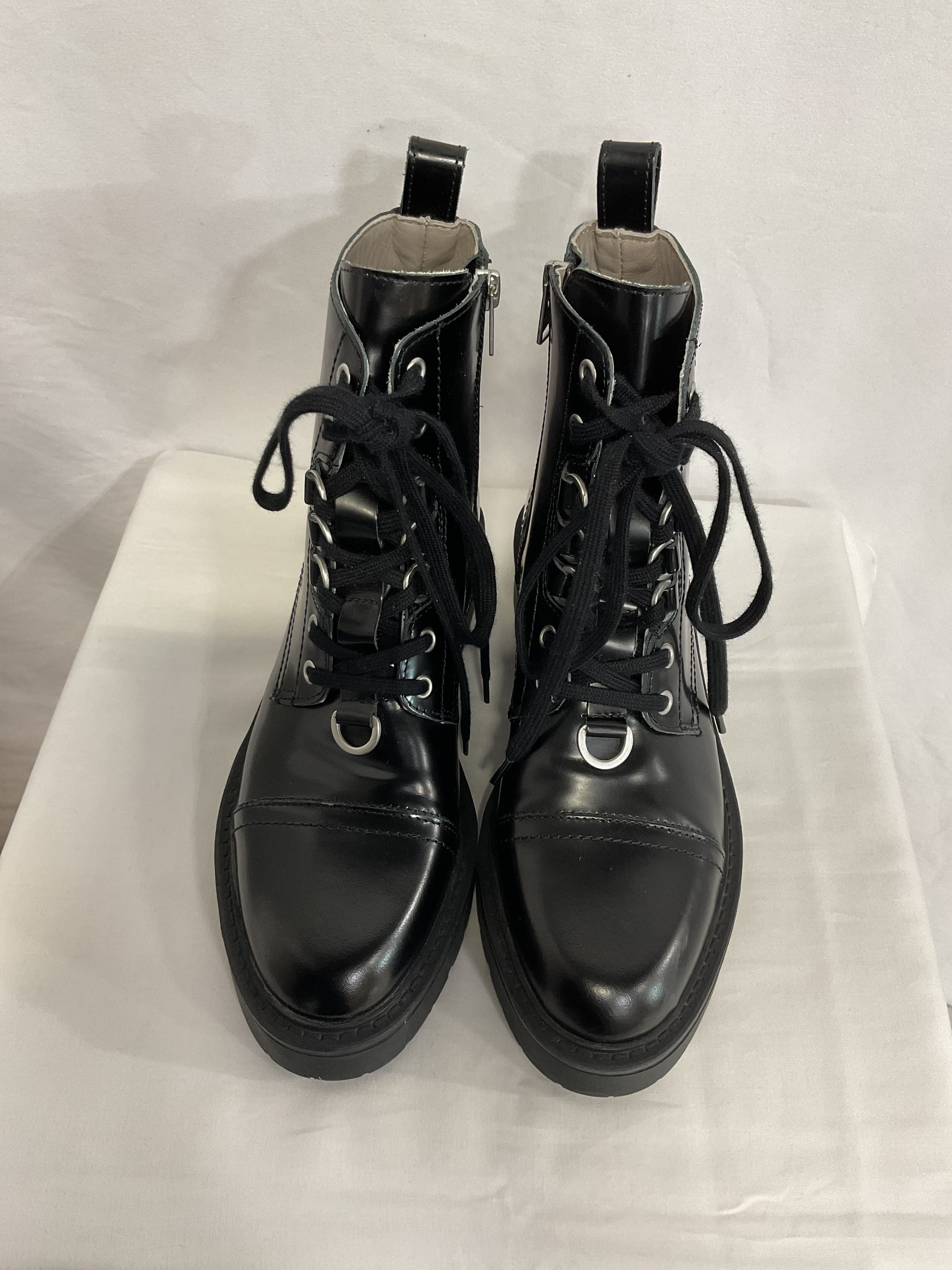 Lira Boot In Black - Image 4