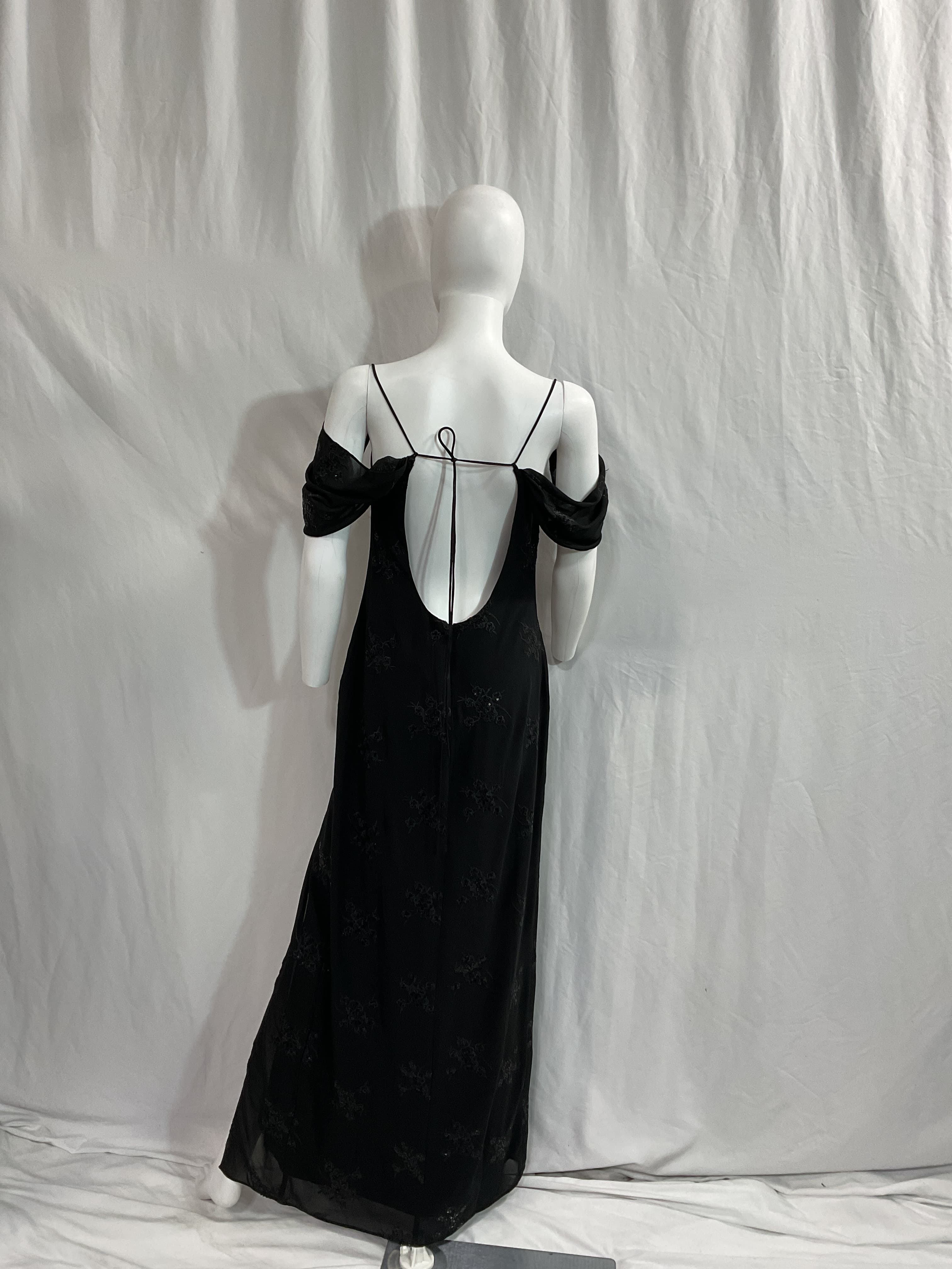 Yvanna Embroidered Maxi Dress In Black - Image 2