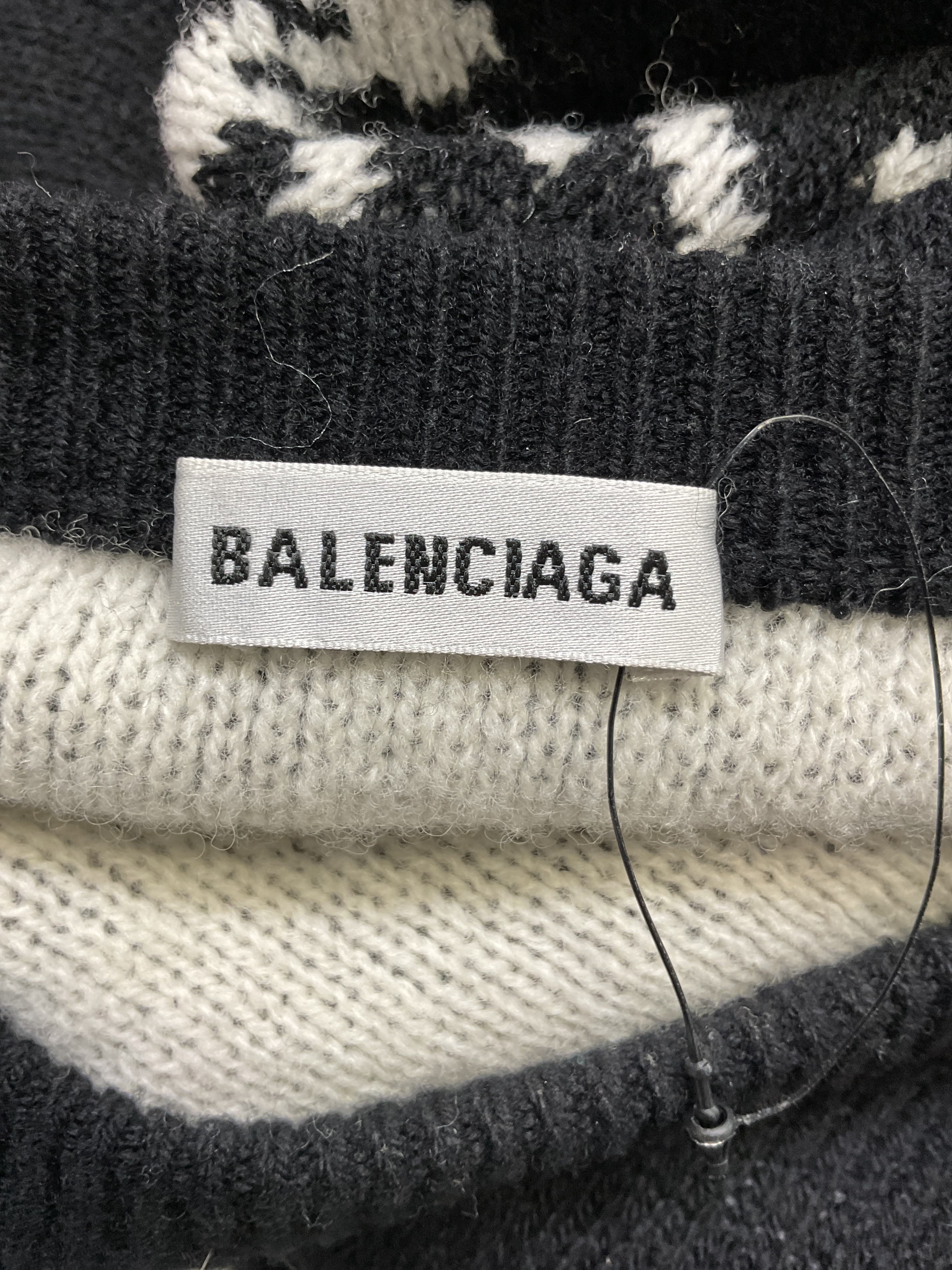 Intarsia Logo Cropped Crewneck Sweater - Image 3