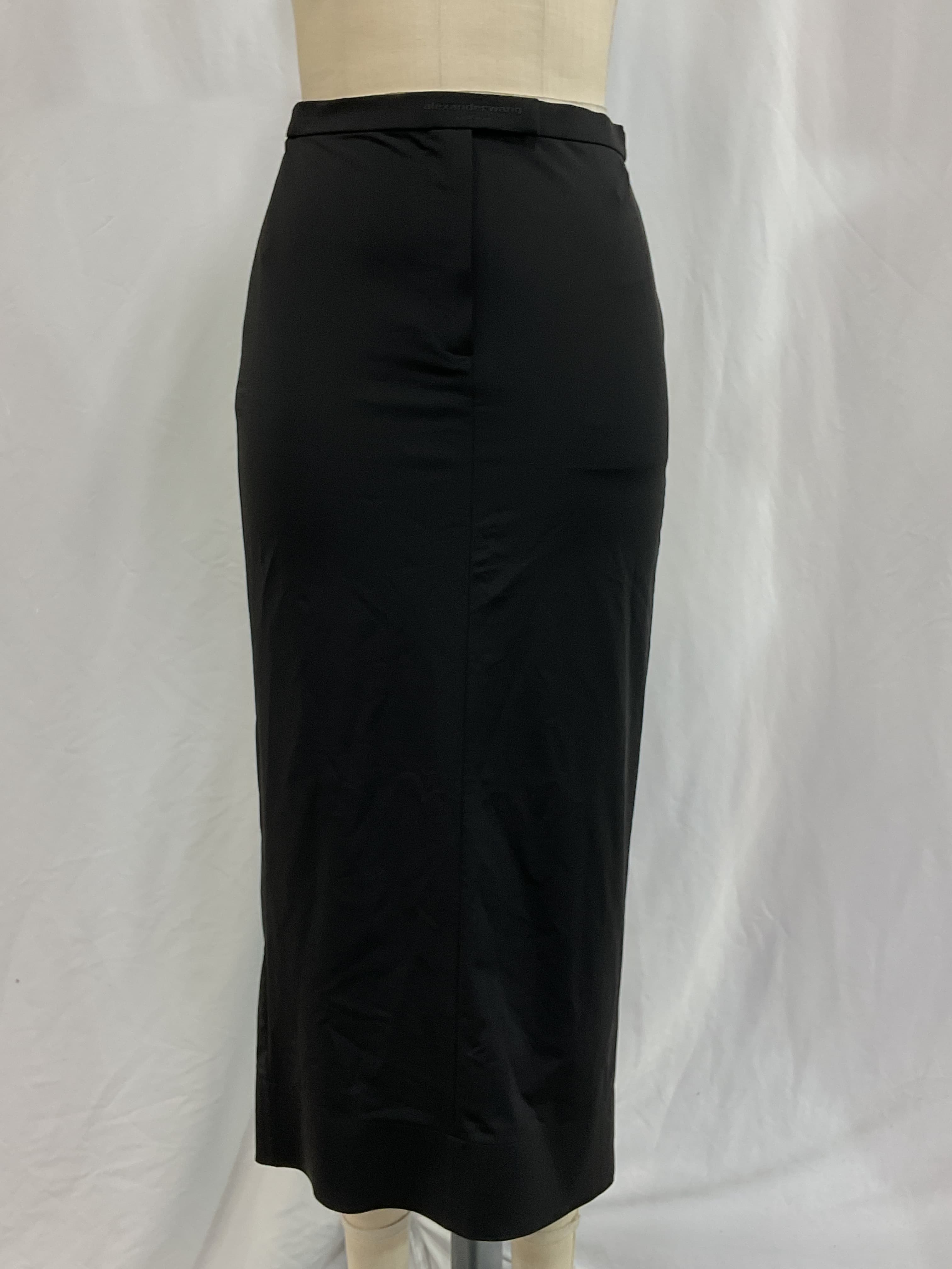 High Waisted Skirt In Black - Image 3
