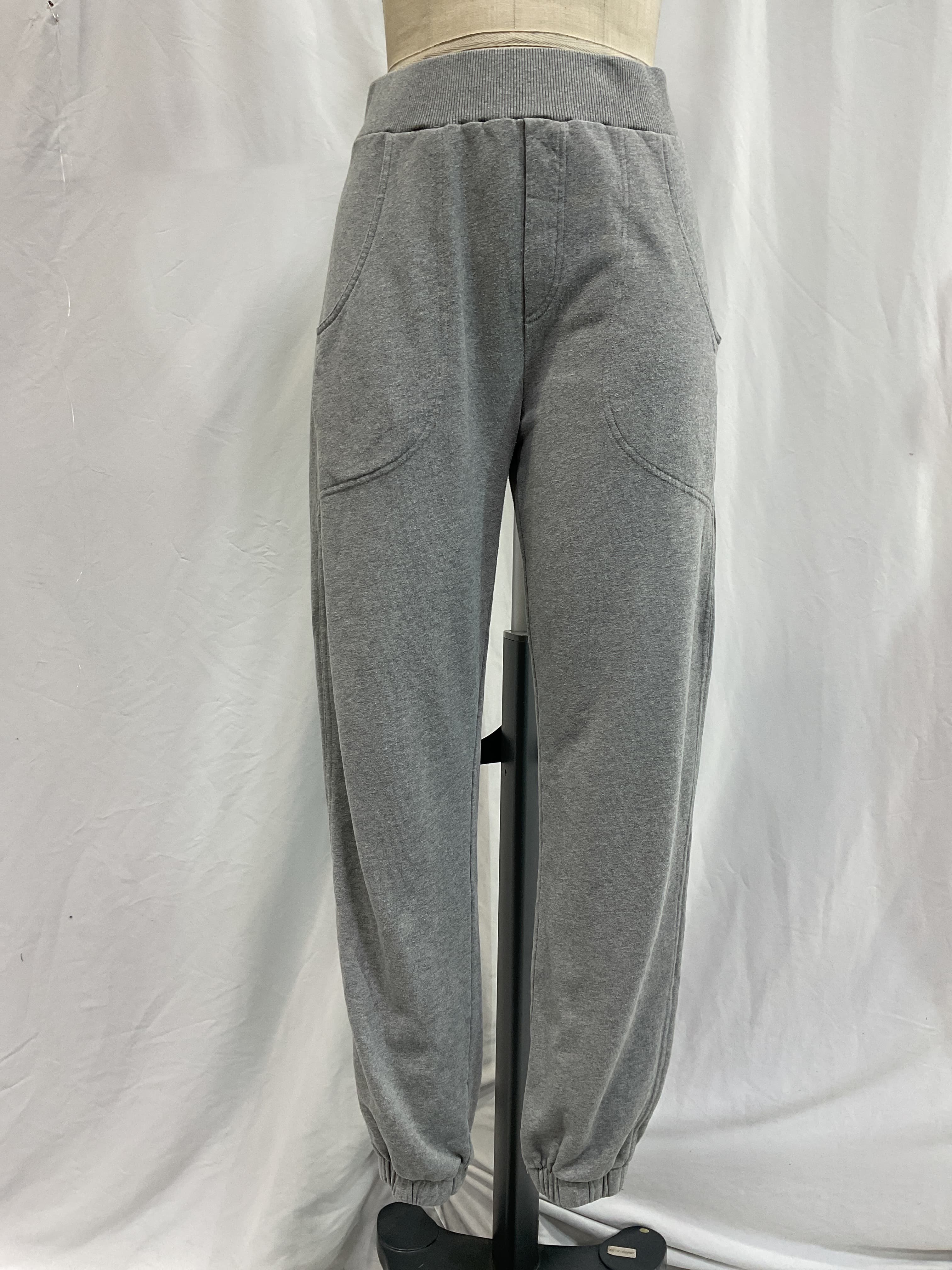 The Curve Sweatpant In Heather Grey - Image 4
