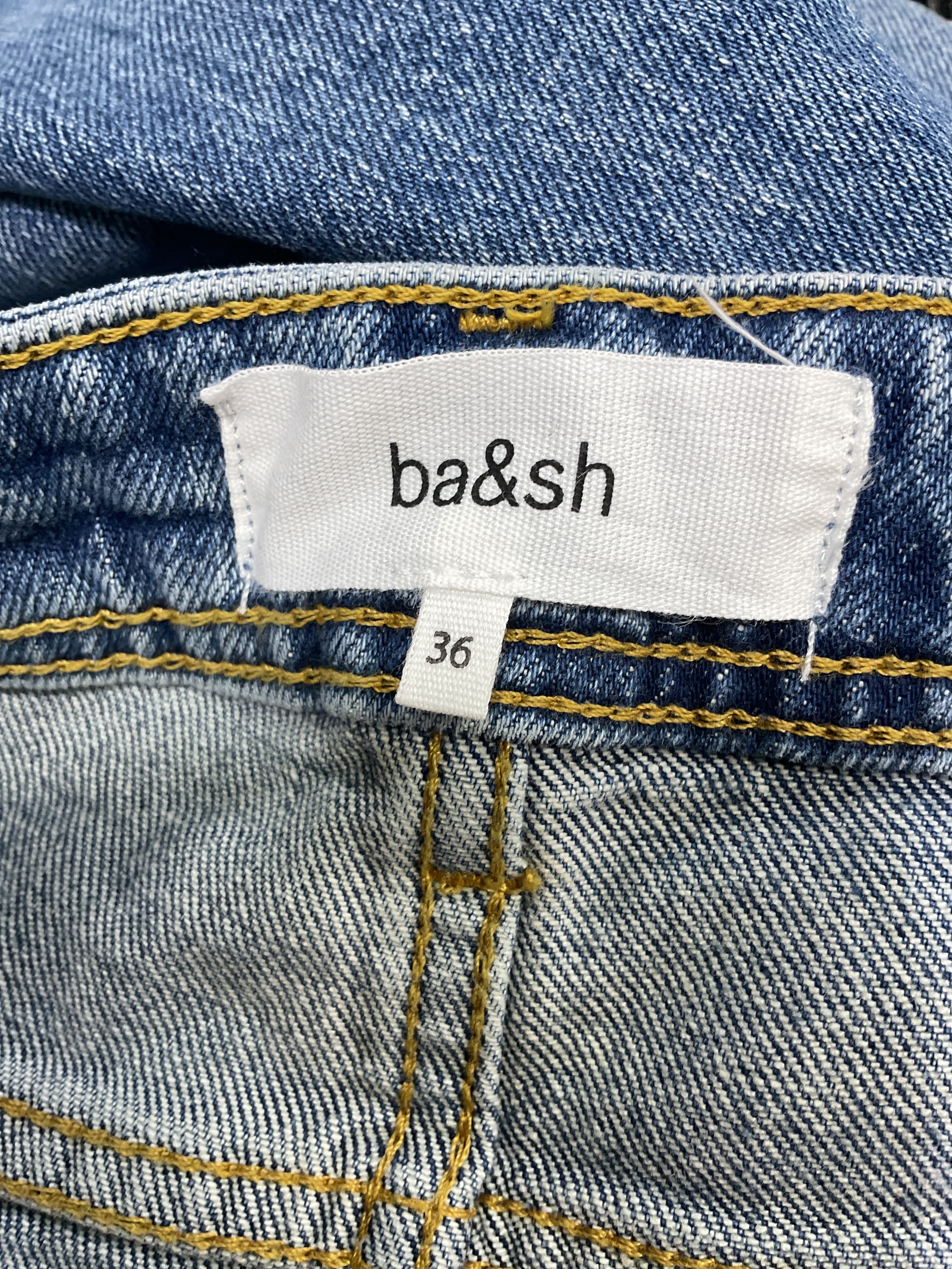 Booty Cropped Jeans - Image 4