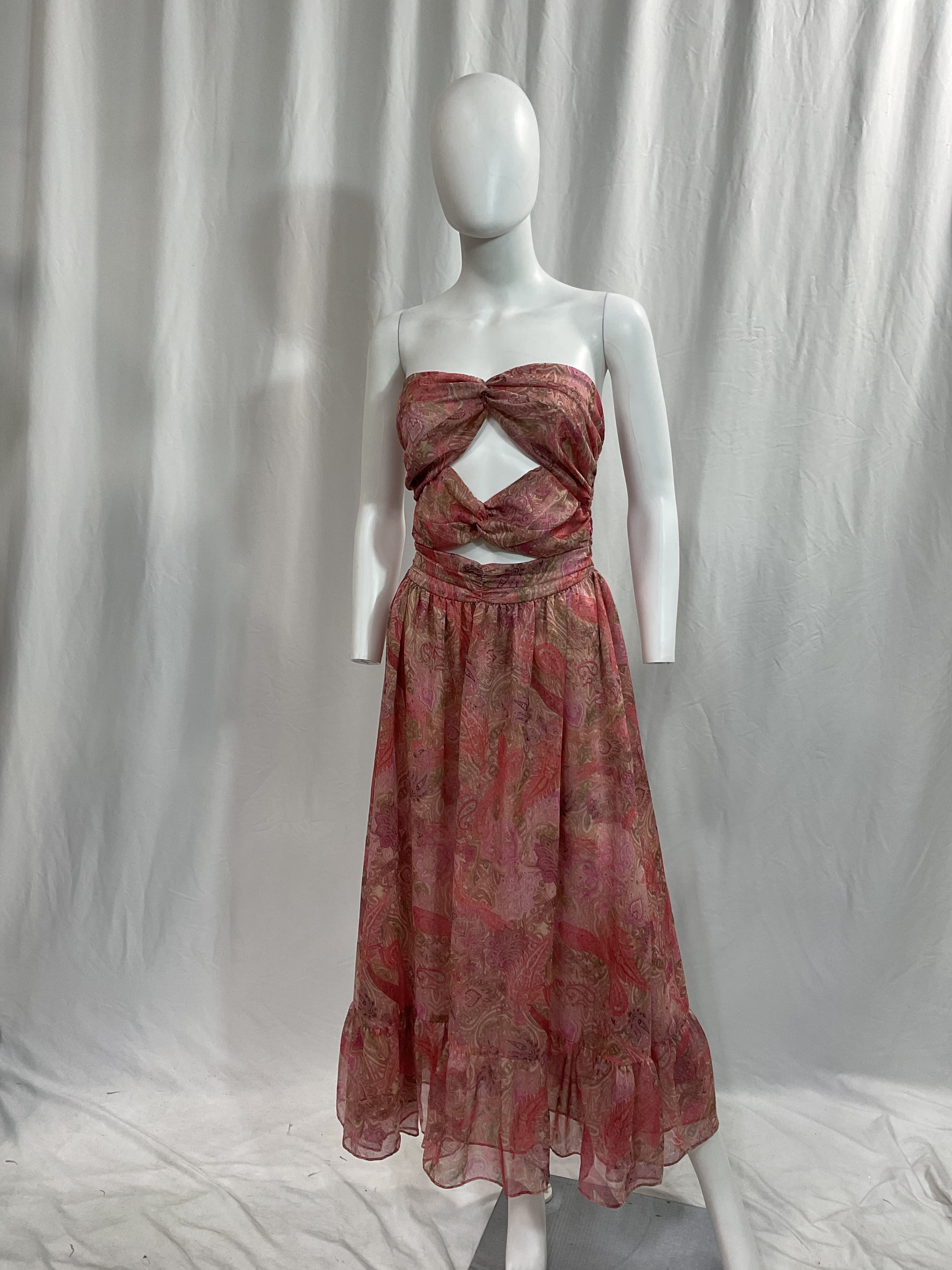 Arianne Dress In Muted Paisley - Image 3