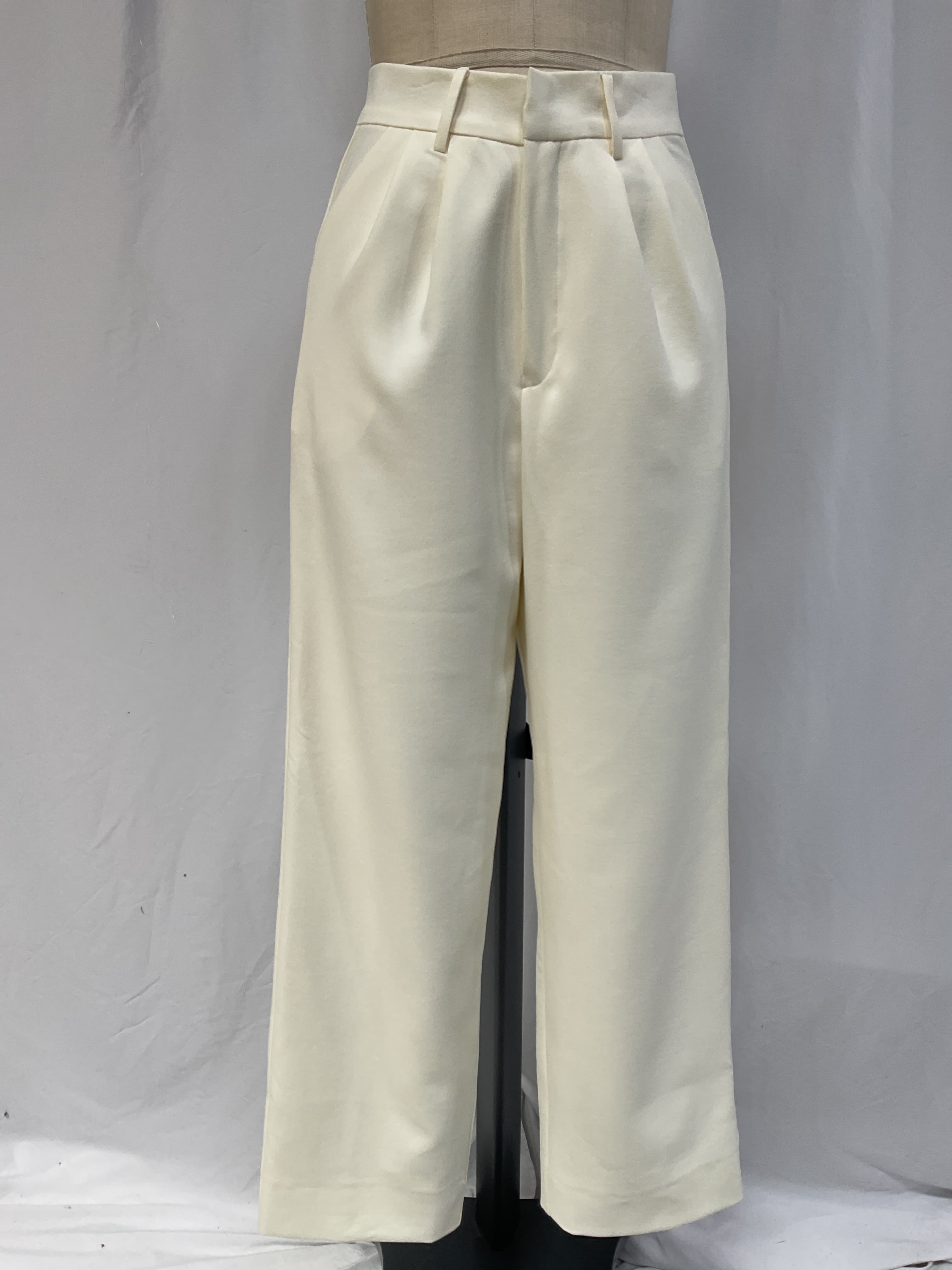 Pilar Pant In Creme - Image 4