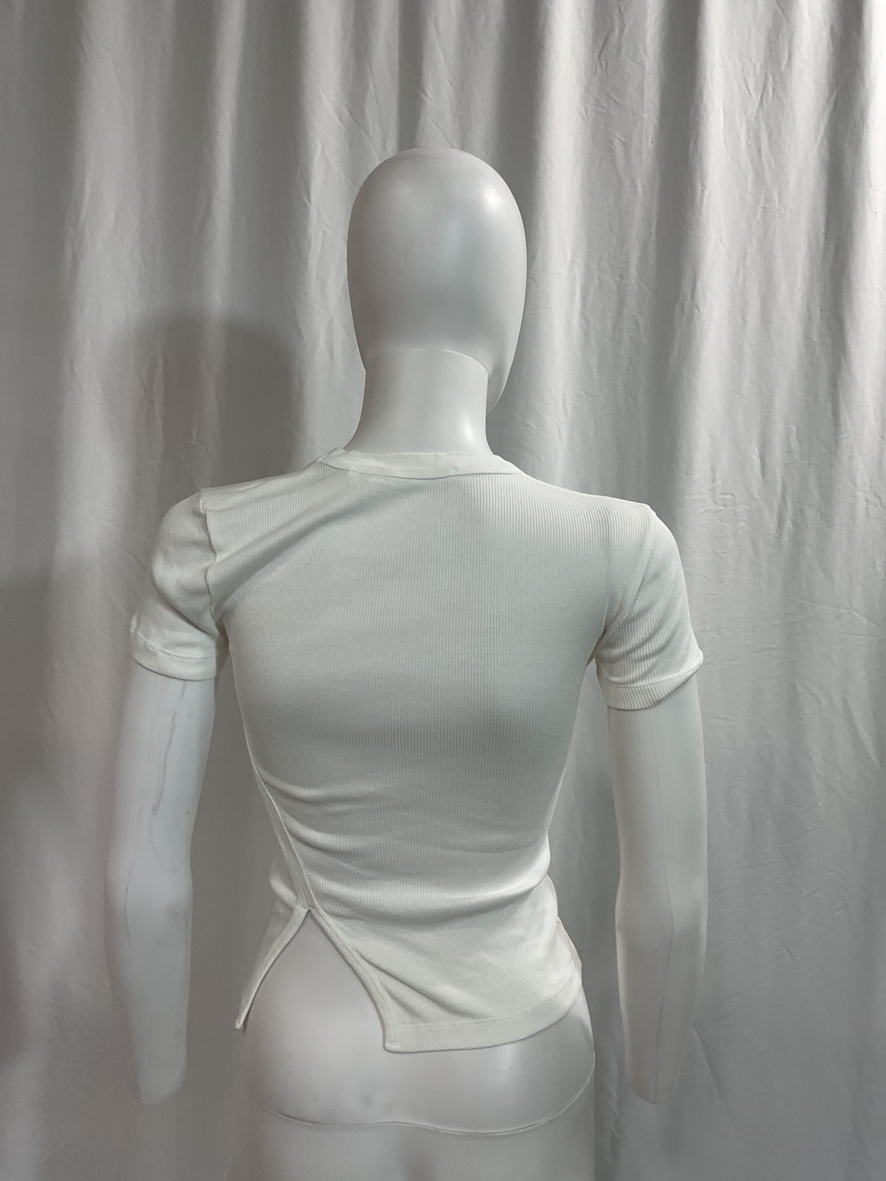 Base Rib Tee In White - Image 4
