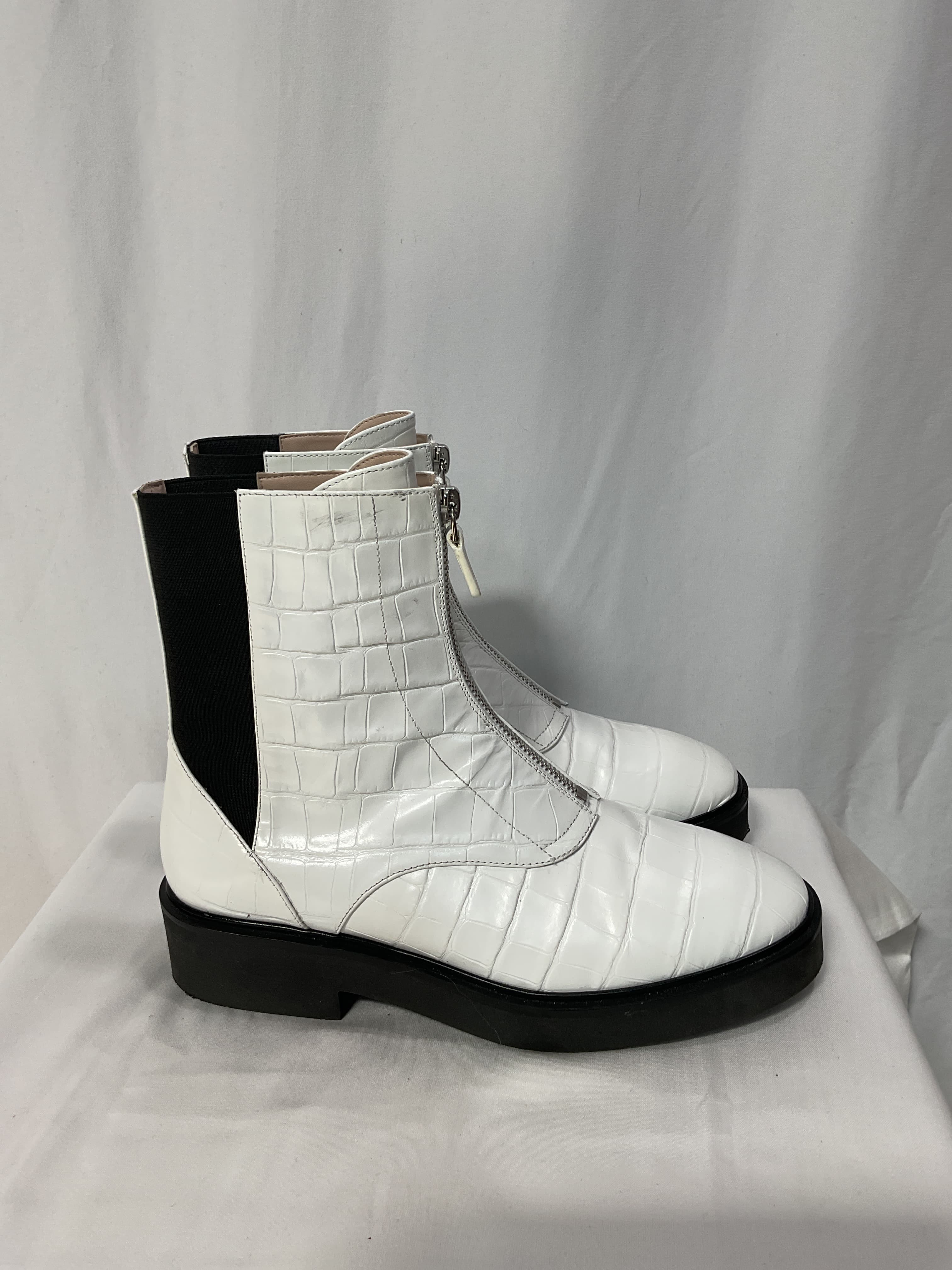 Lodge Zip Croc-Embossed Leather Boot - Image 3