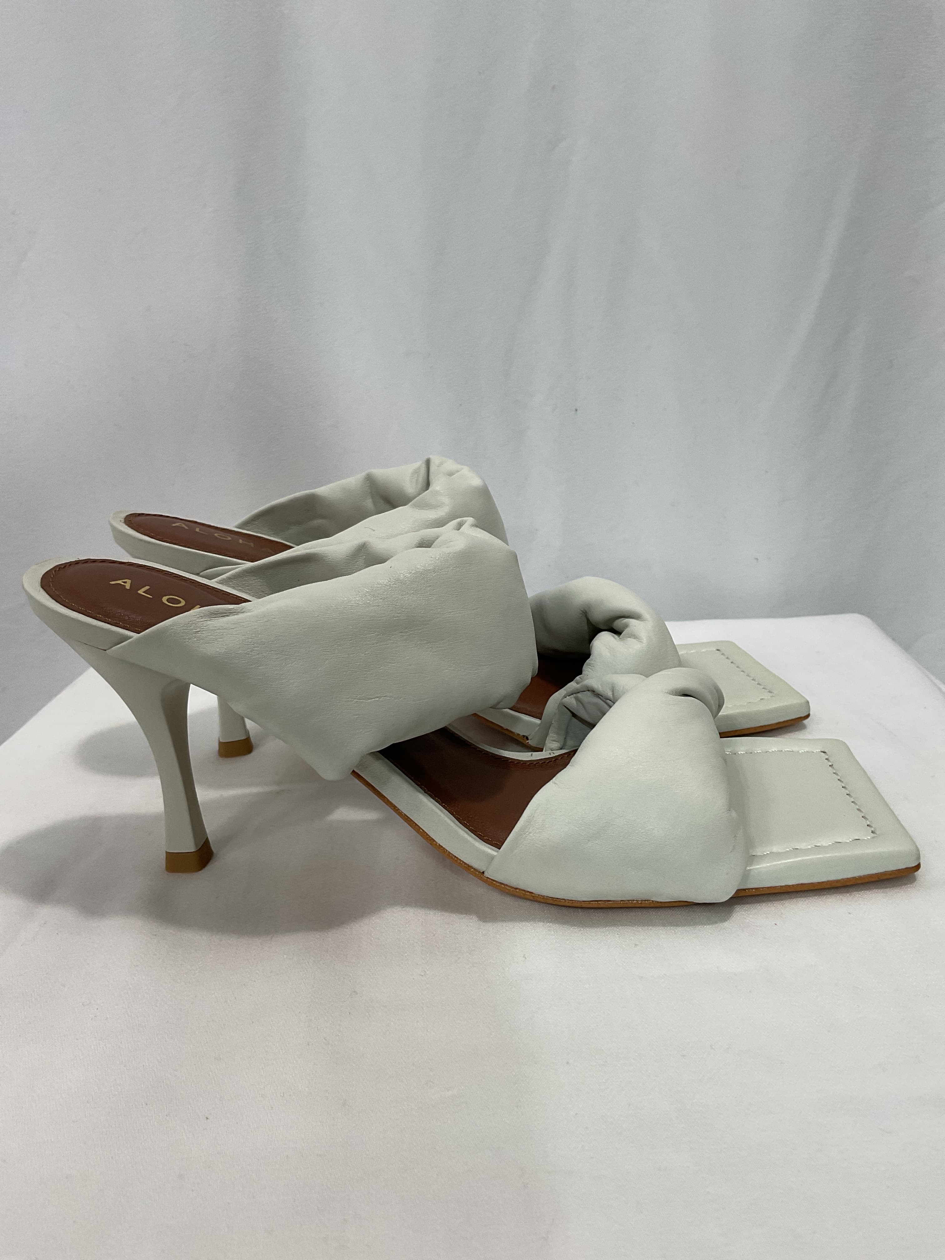 Twist Strap Sandal - Image 3