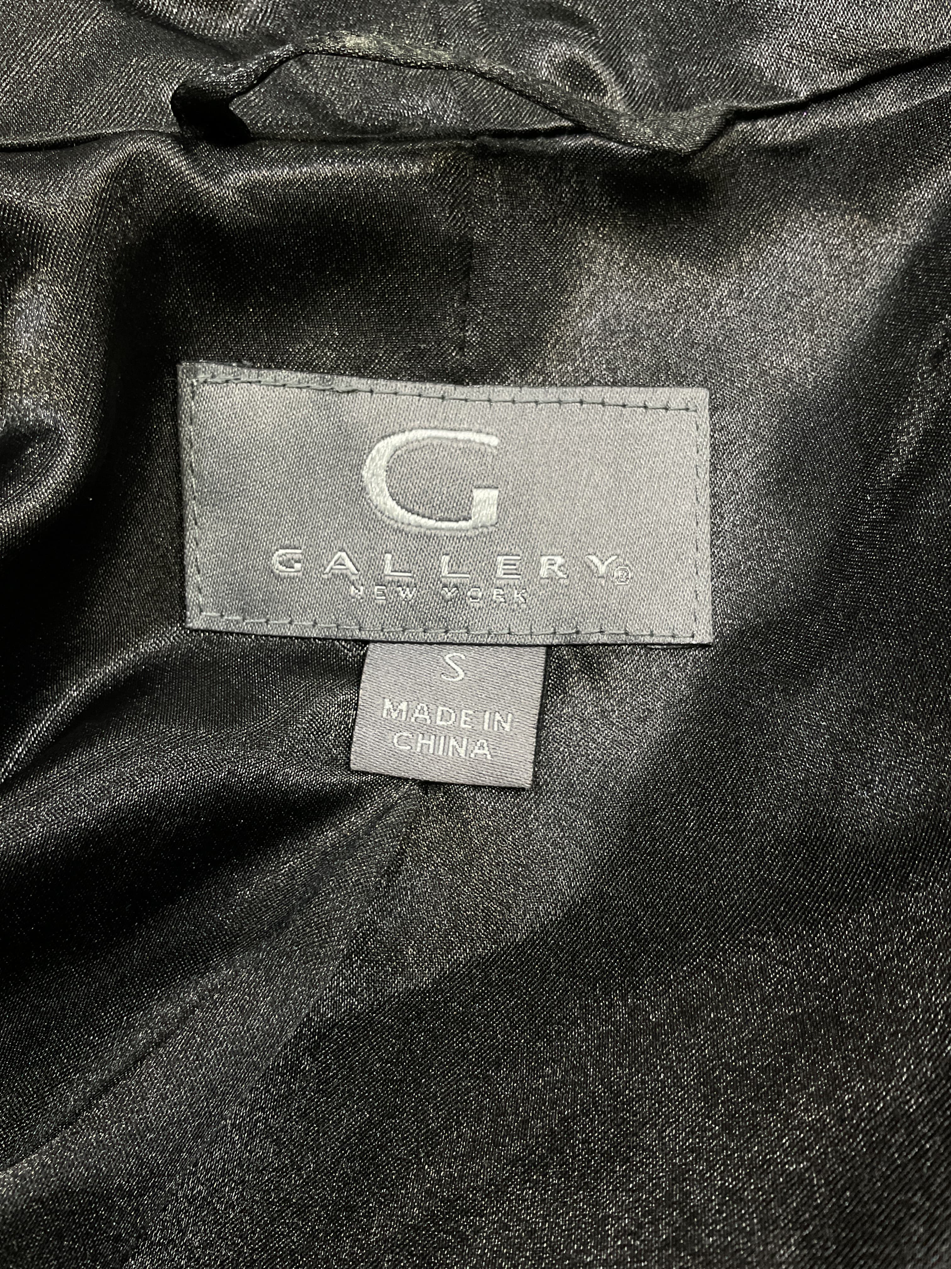 Grooved Faux Fur Hooded Jacket - Image 4