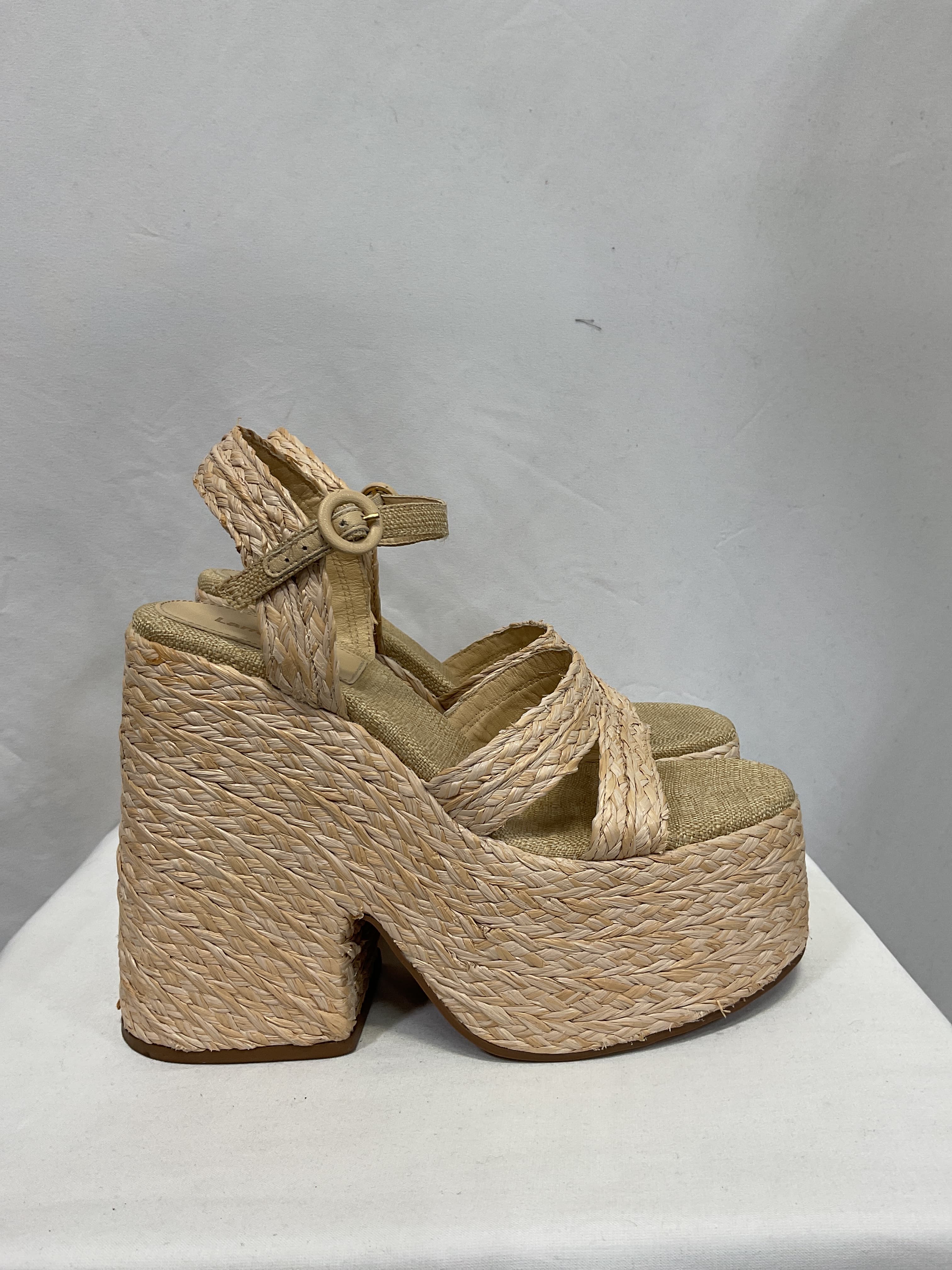 Carmen Platform In Natural - Image 3