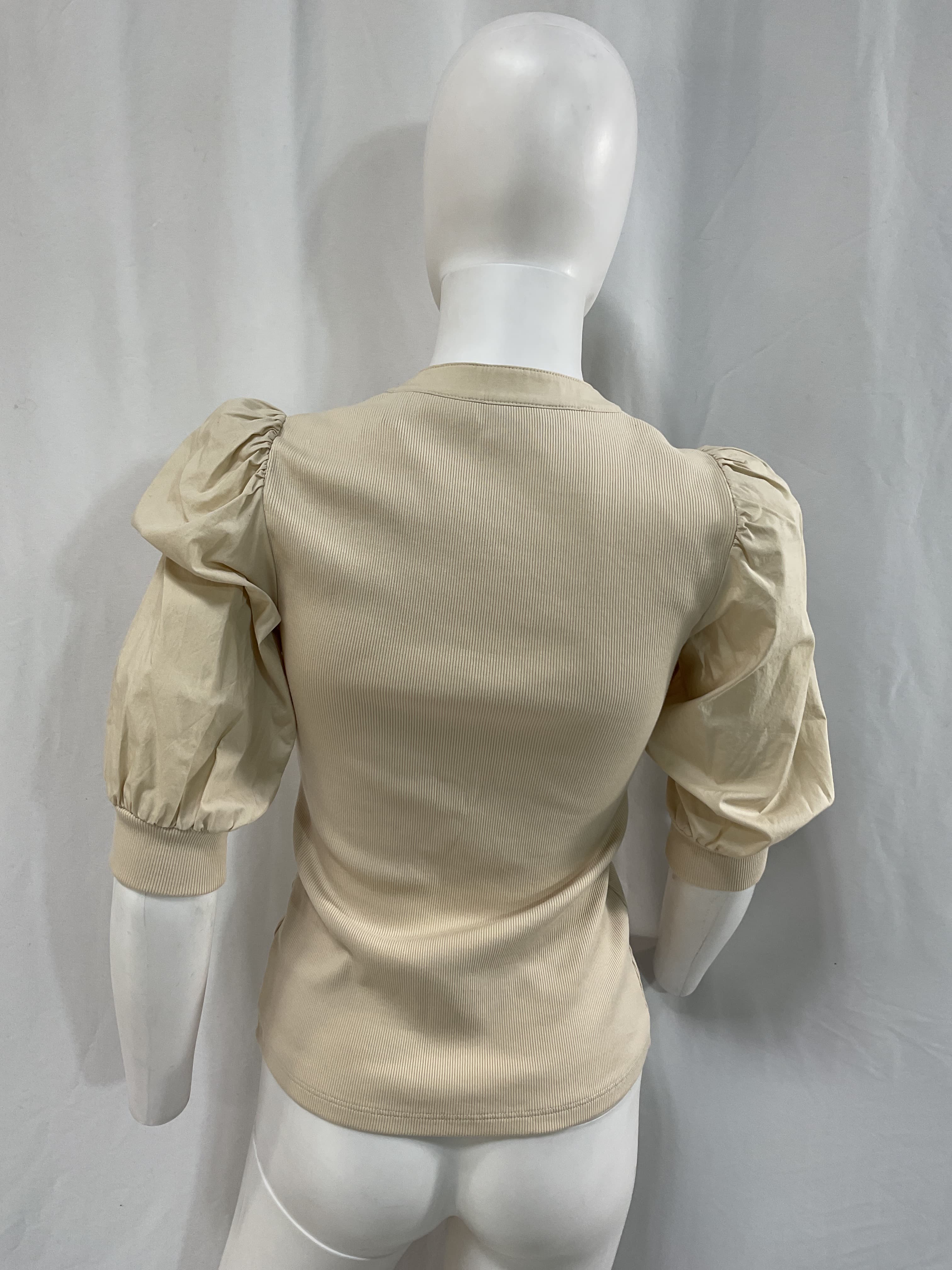 Coralee Top In Limestone - Image 4