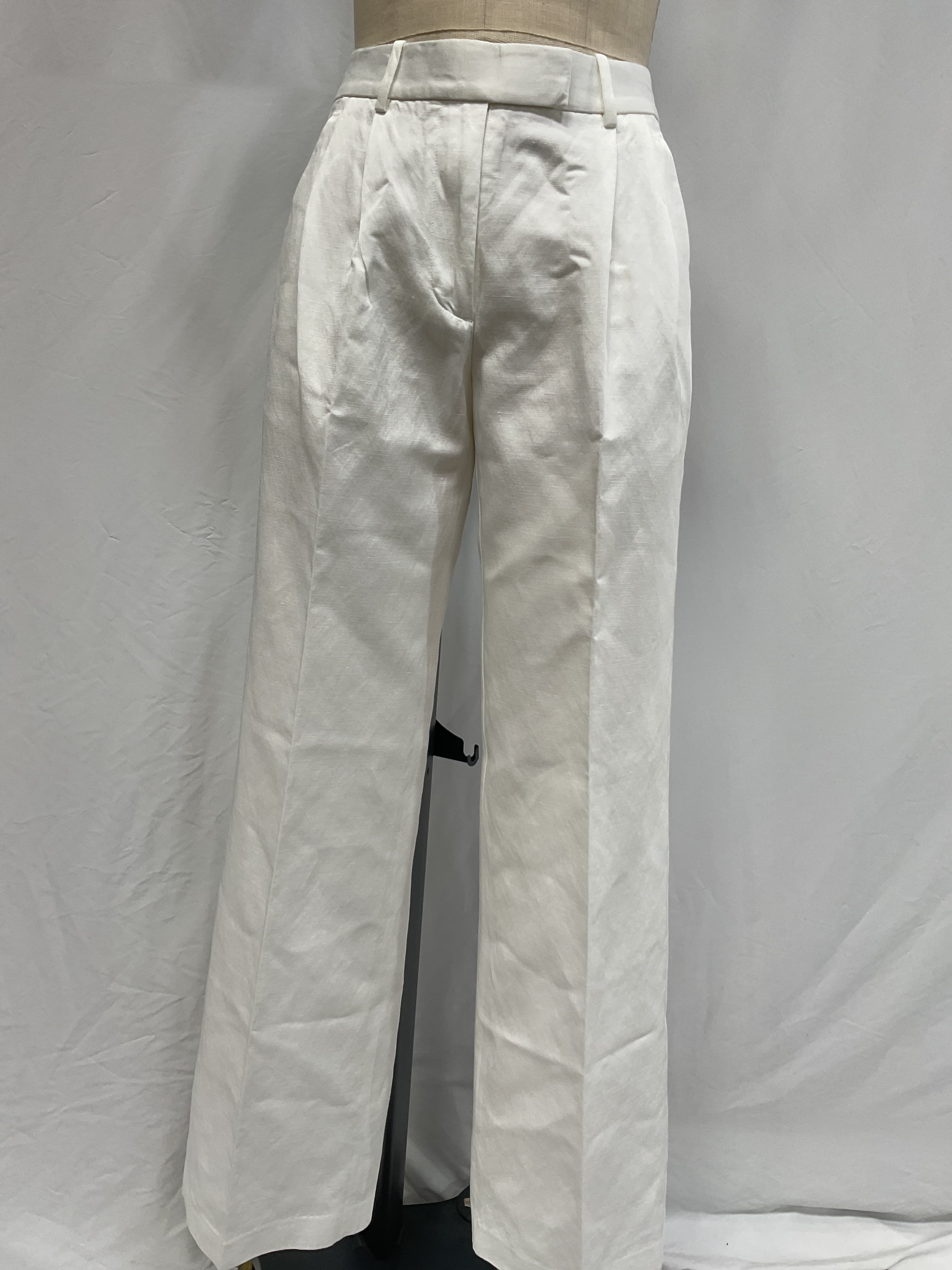 Pleated Pant In Optic White - Image 4