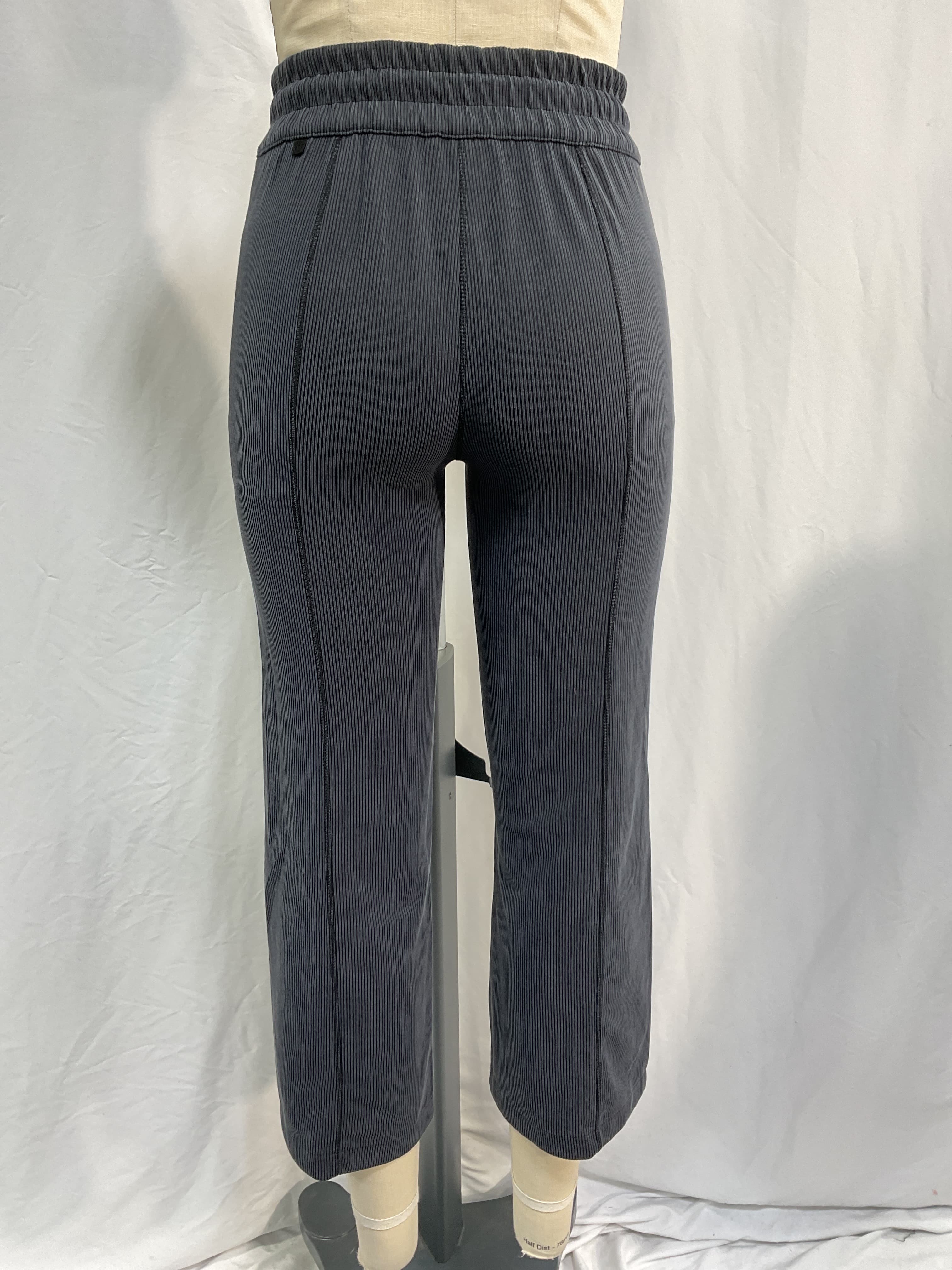 Ribbed Softstreme Mid-Rise Wide-Leg Cropped Pant 25" - Image 3