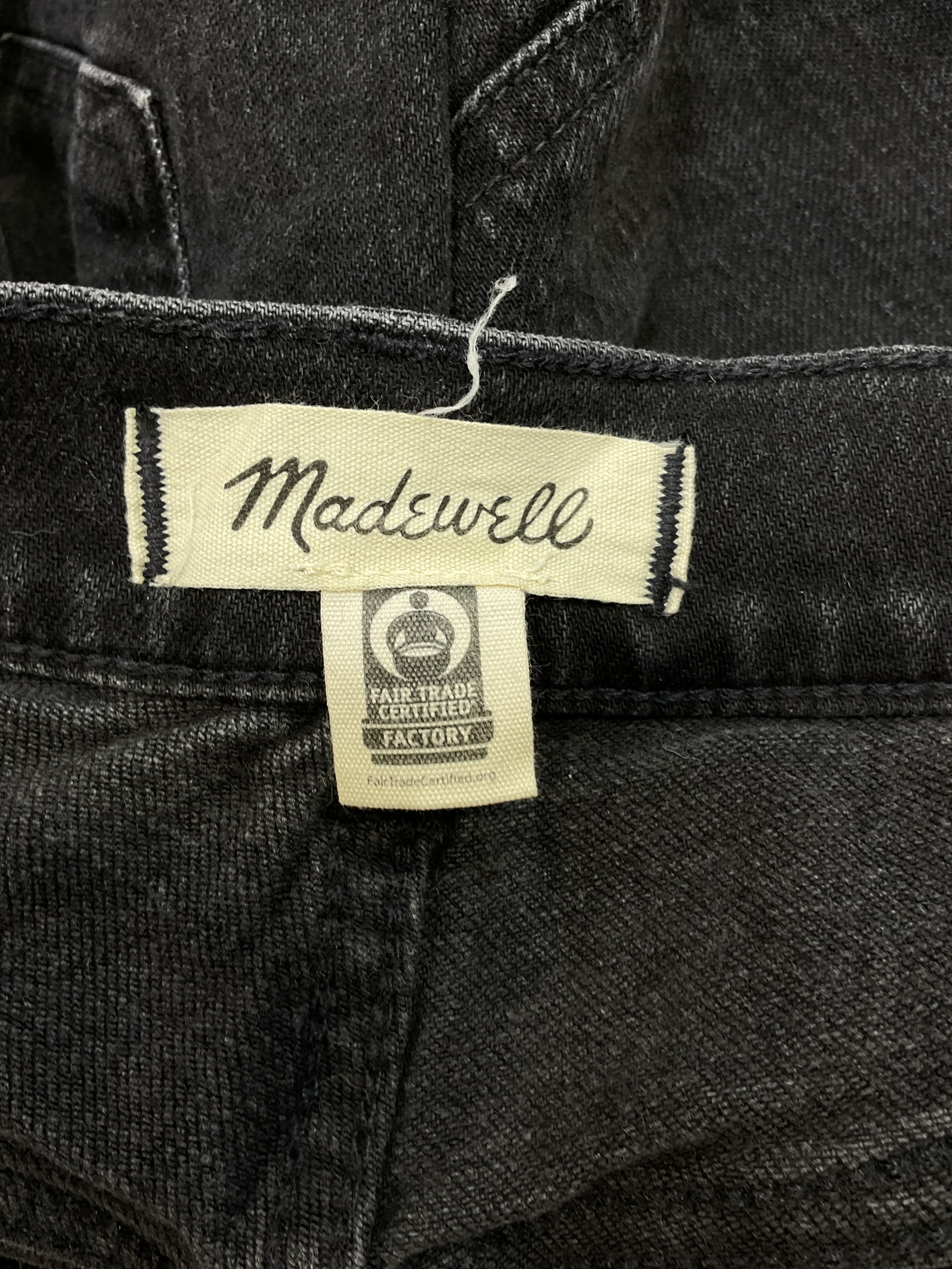 The Petite '90s Straight Jean - Image 4