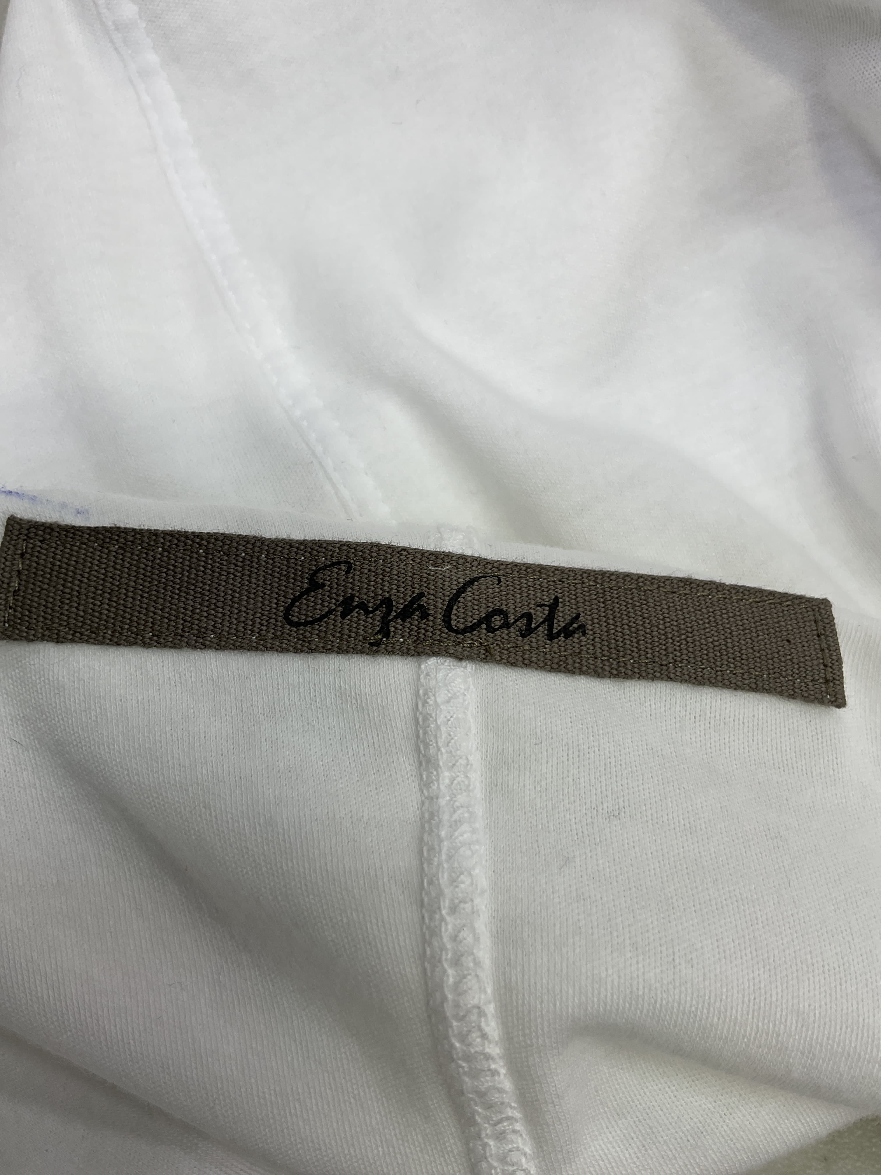 Perfect V Neck Top In White - Image 2