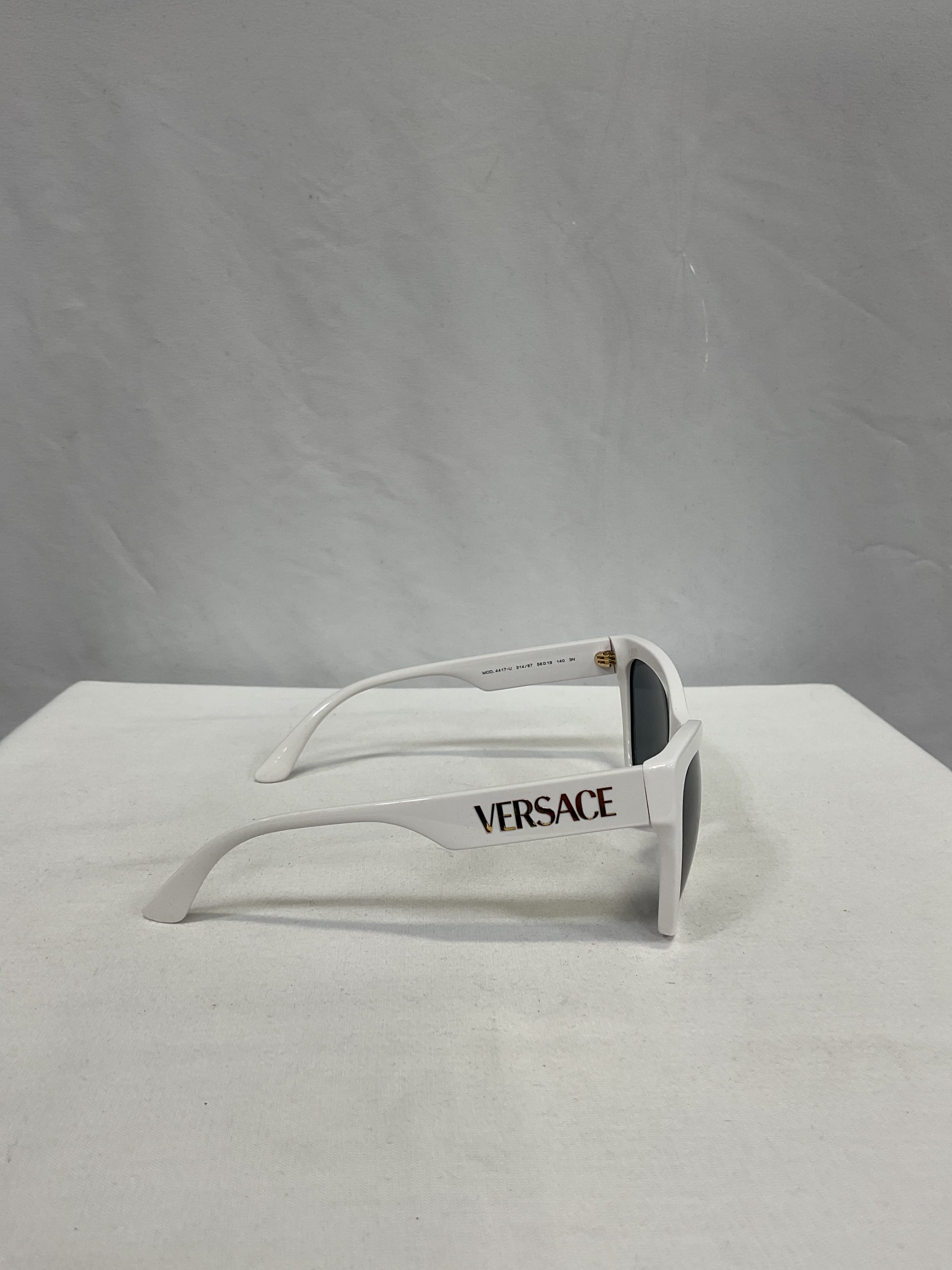 Pop Chic Rectangle In White & Dark Grey - Image 2