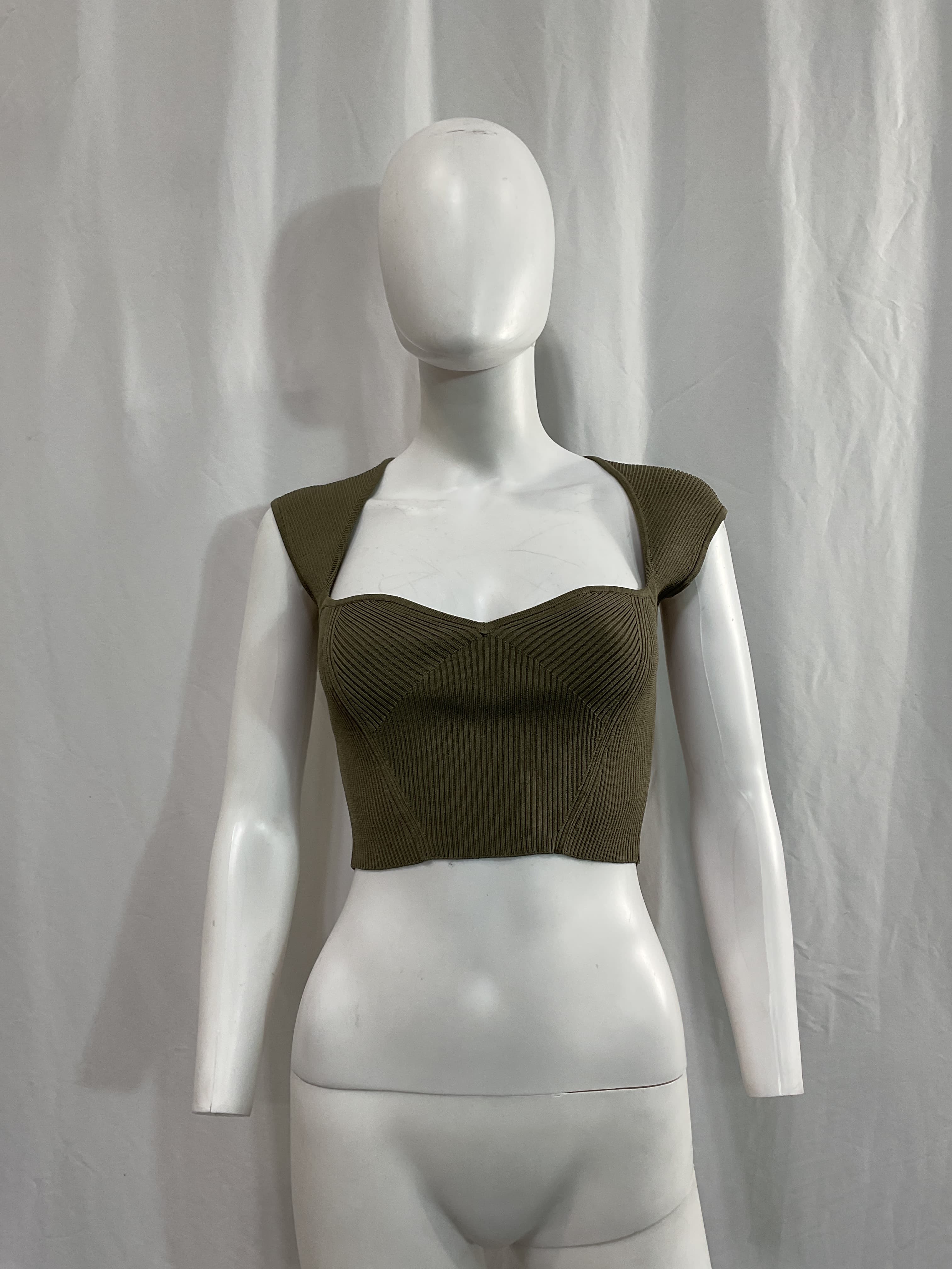 Abia Cropped Tee - Image 3