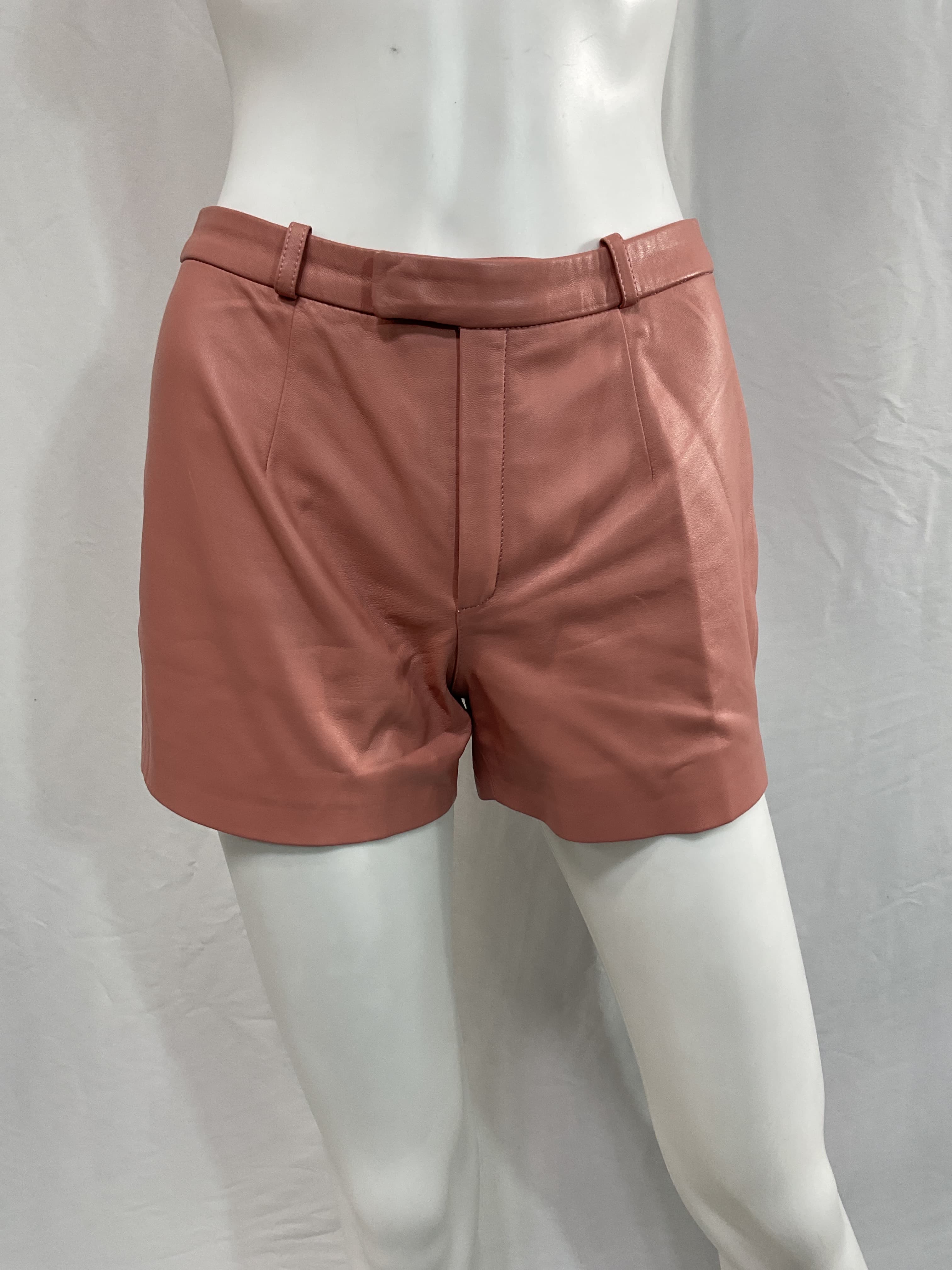 Midwaist Mom Leather Short In Pink - Image 2