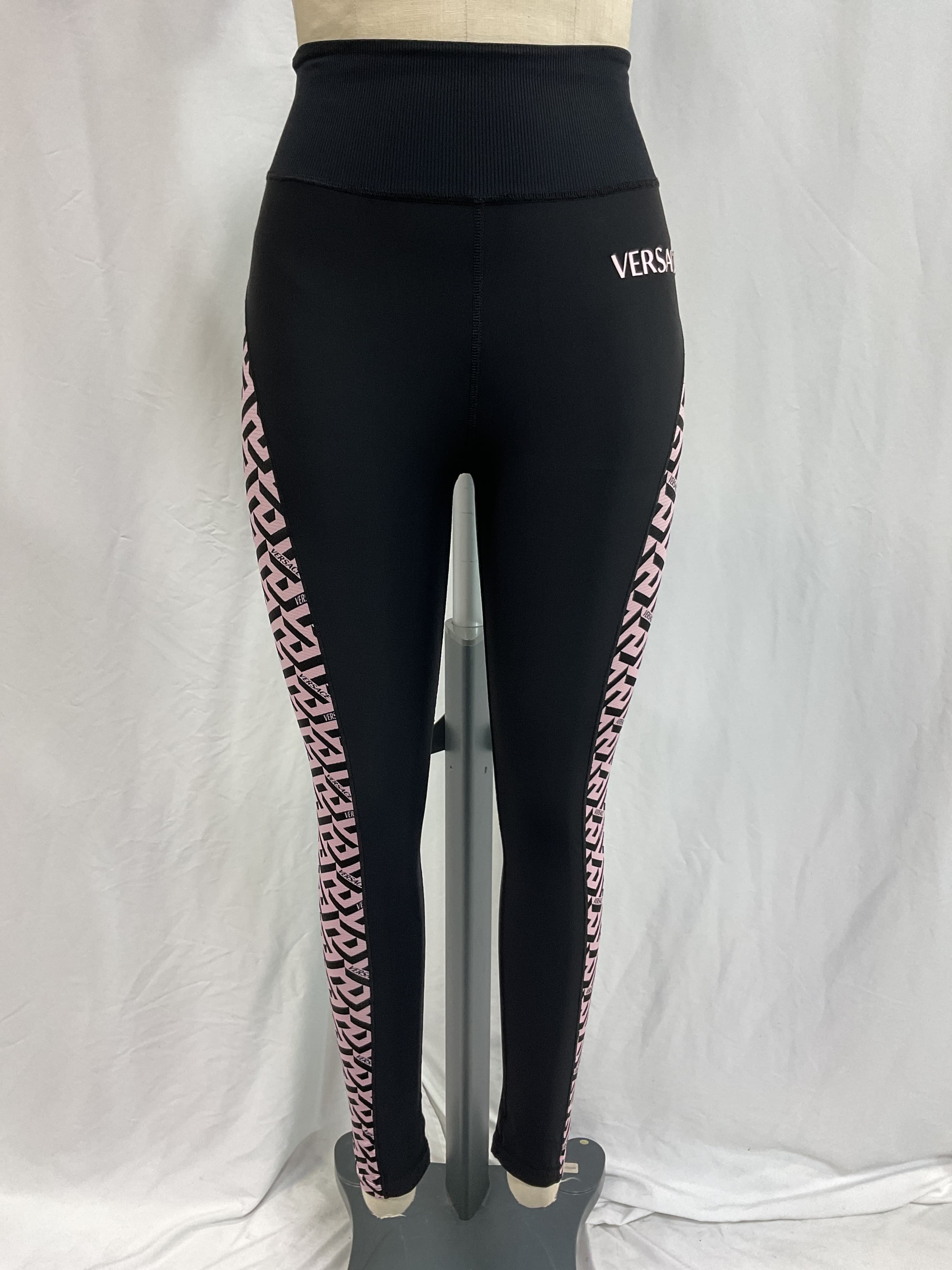 Logo Greca Legging In Nero & Candy - Image 2
