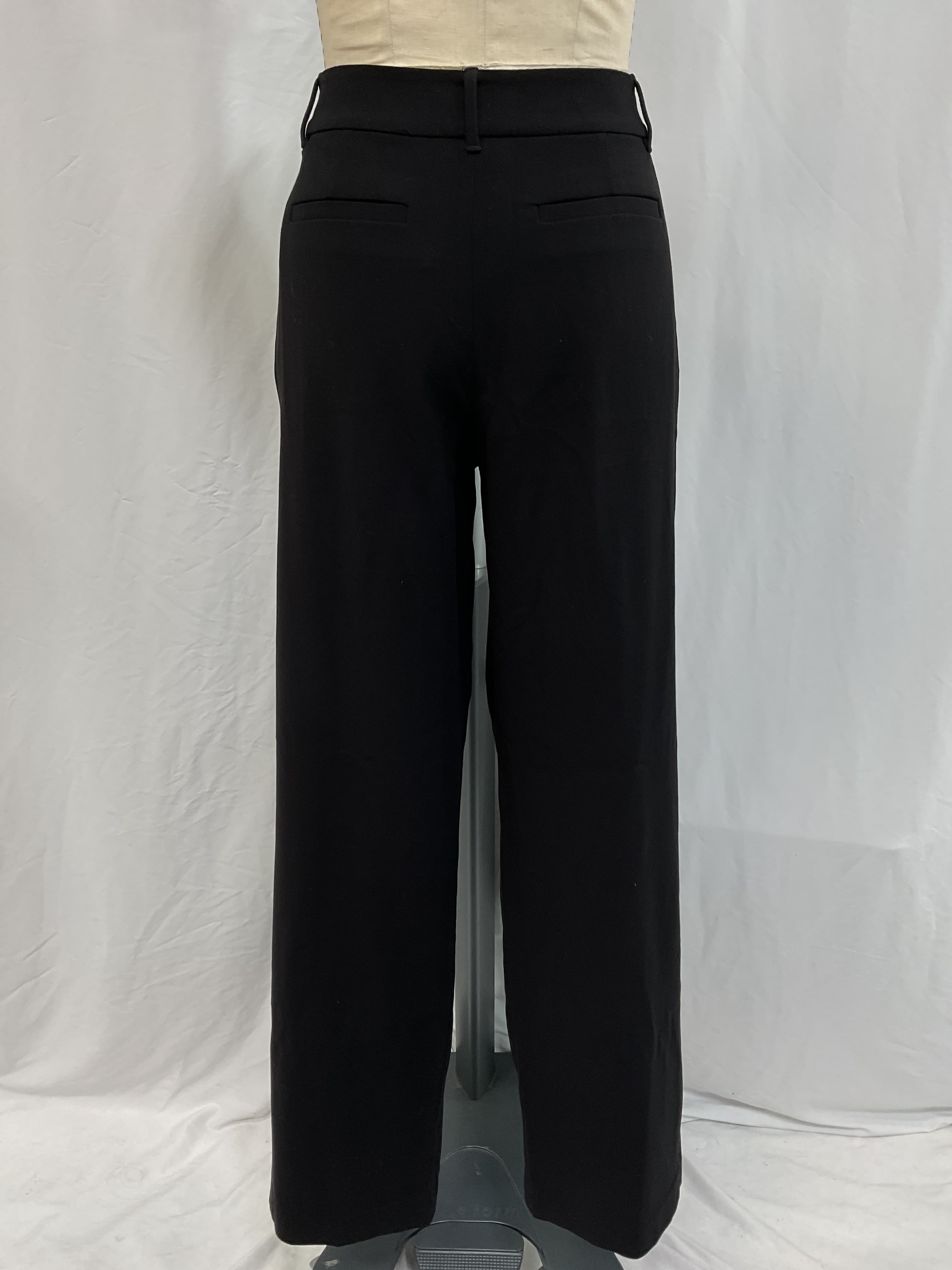The Slouchy Trouser In Black - Image 2