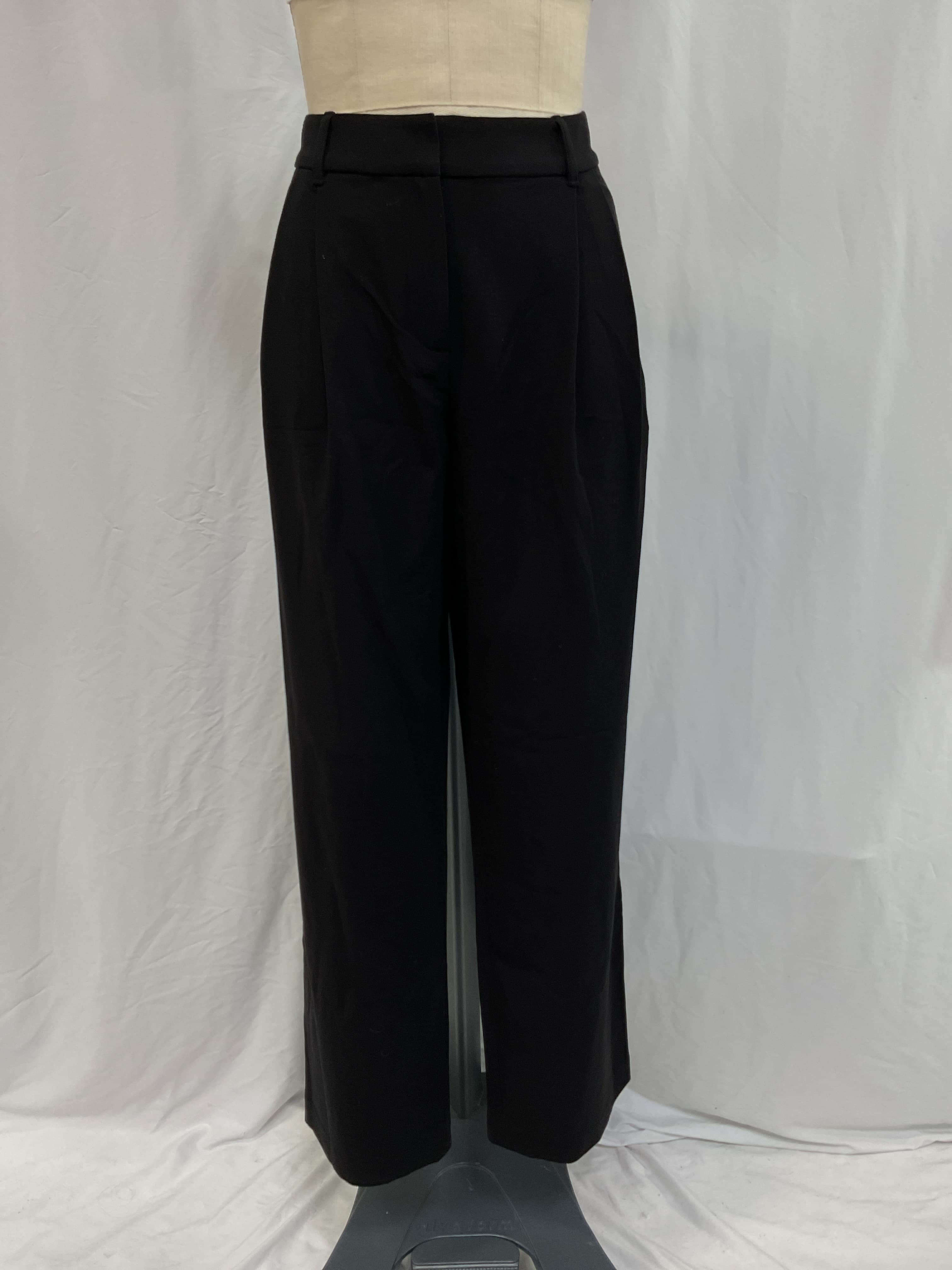 The Slouchy Trouser In Black - Image 3