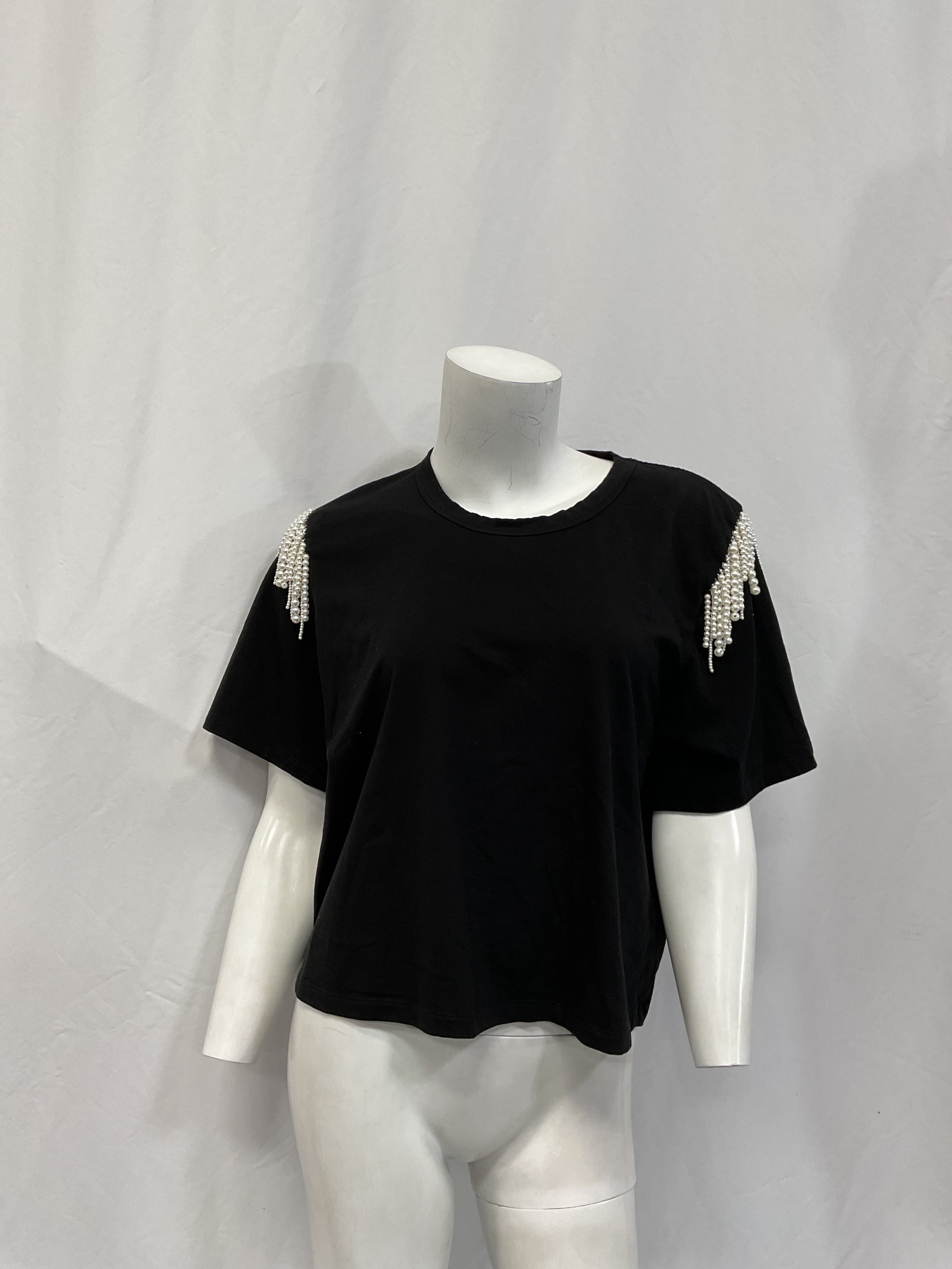 Rumia Tee In Black - Image 4