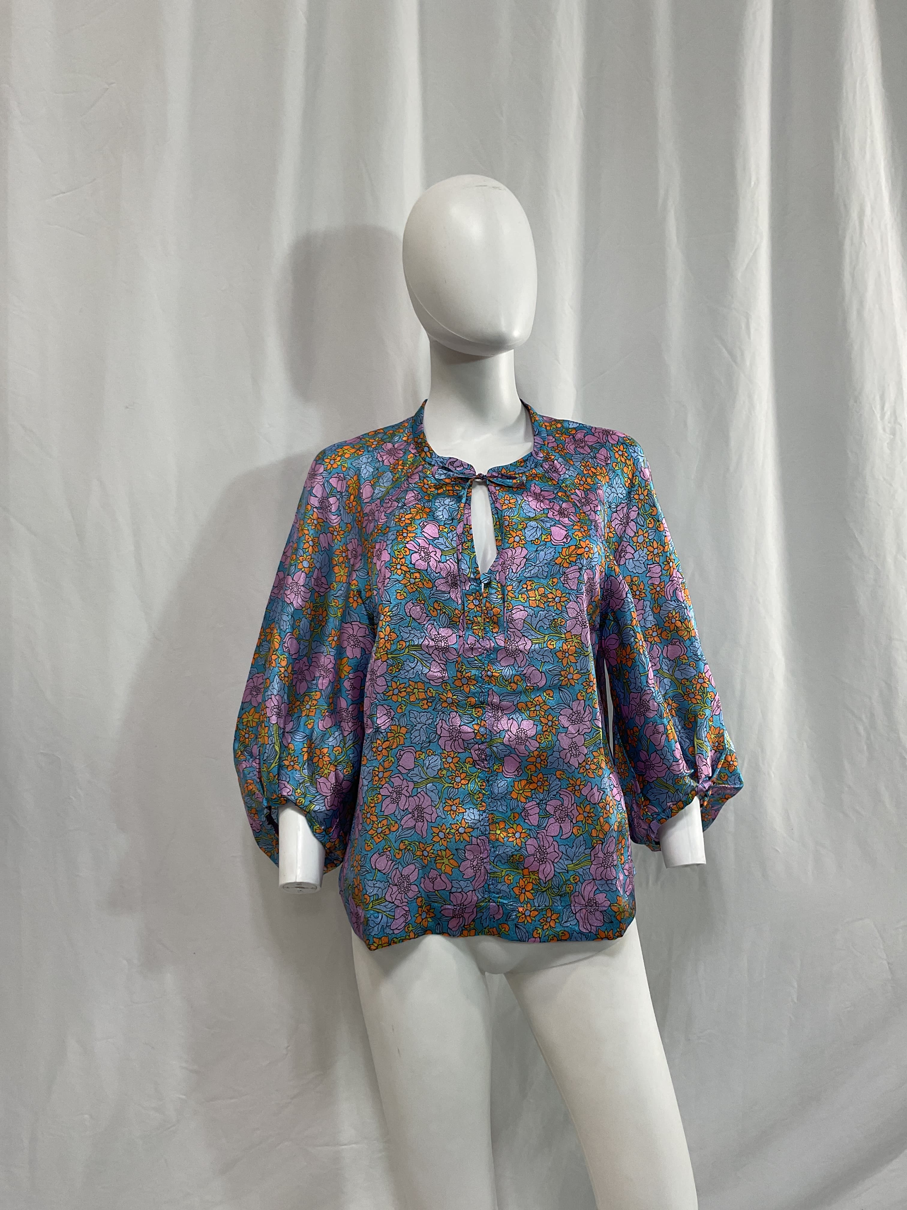 Blue Flowerscape Martha Blouse - Image 3