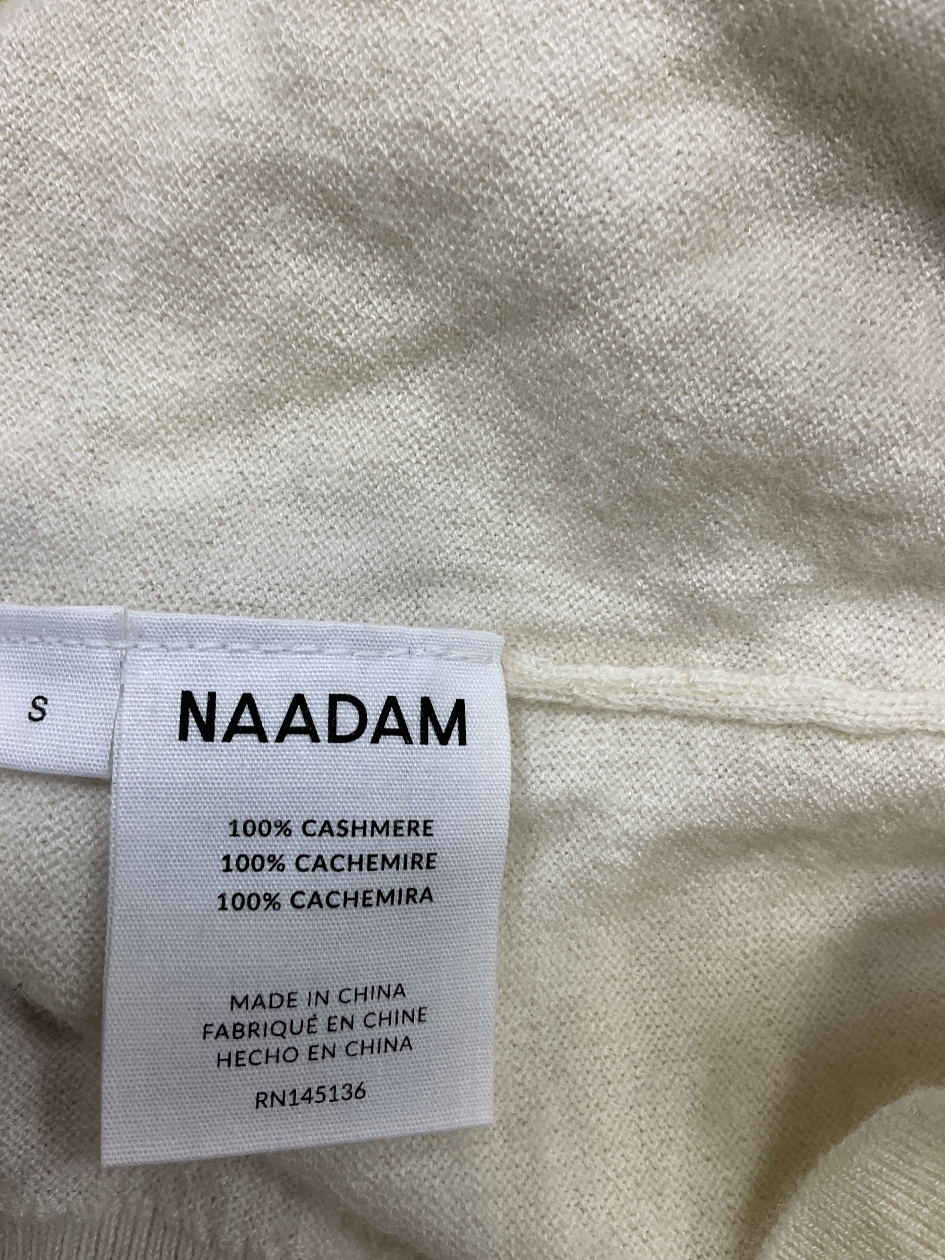Fancy Cashmere V-Neck - Image 3
