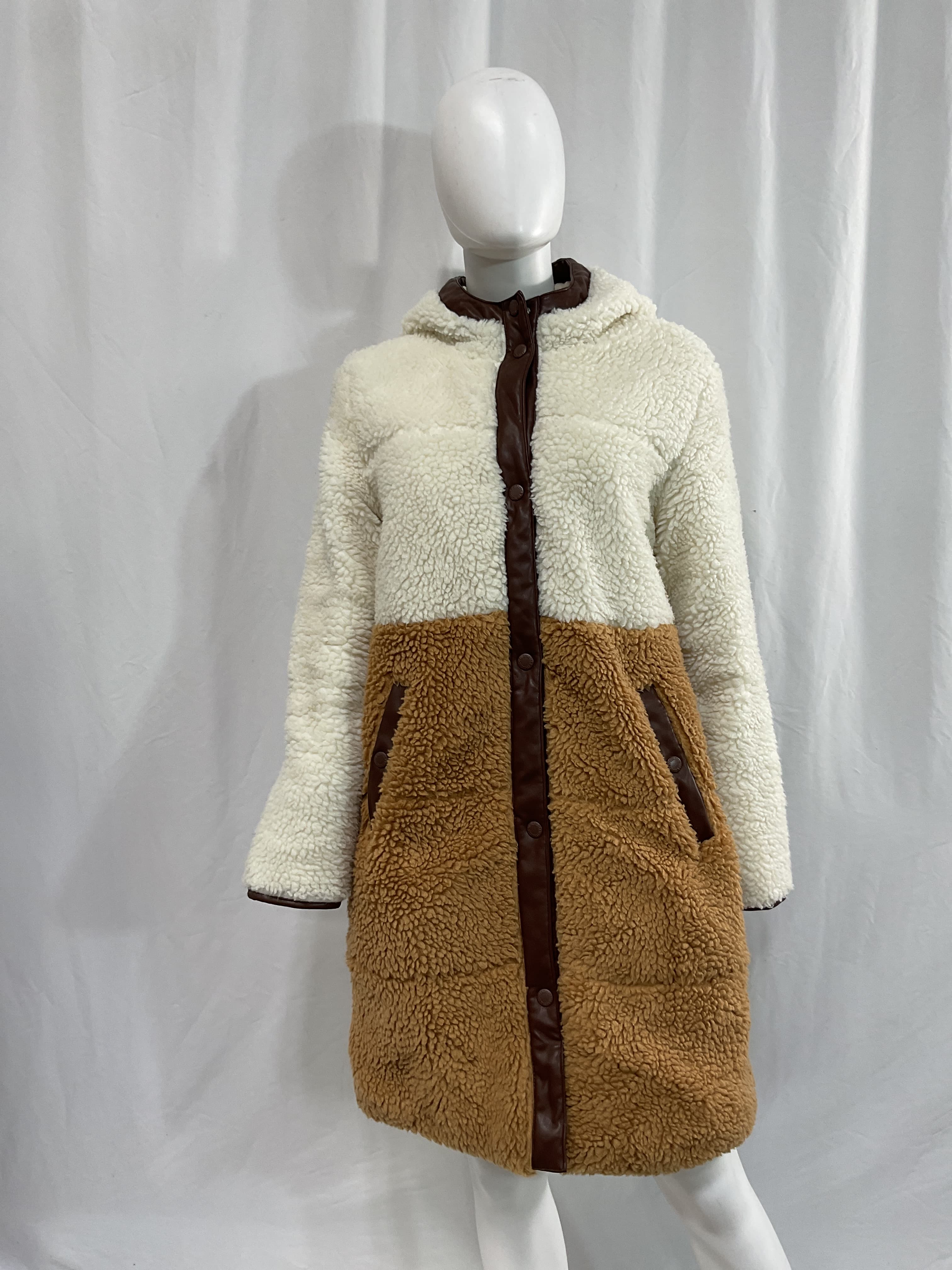 Levi's Faux Shearling Quilted Parka - Image 4