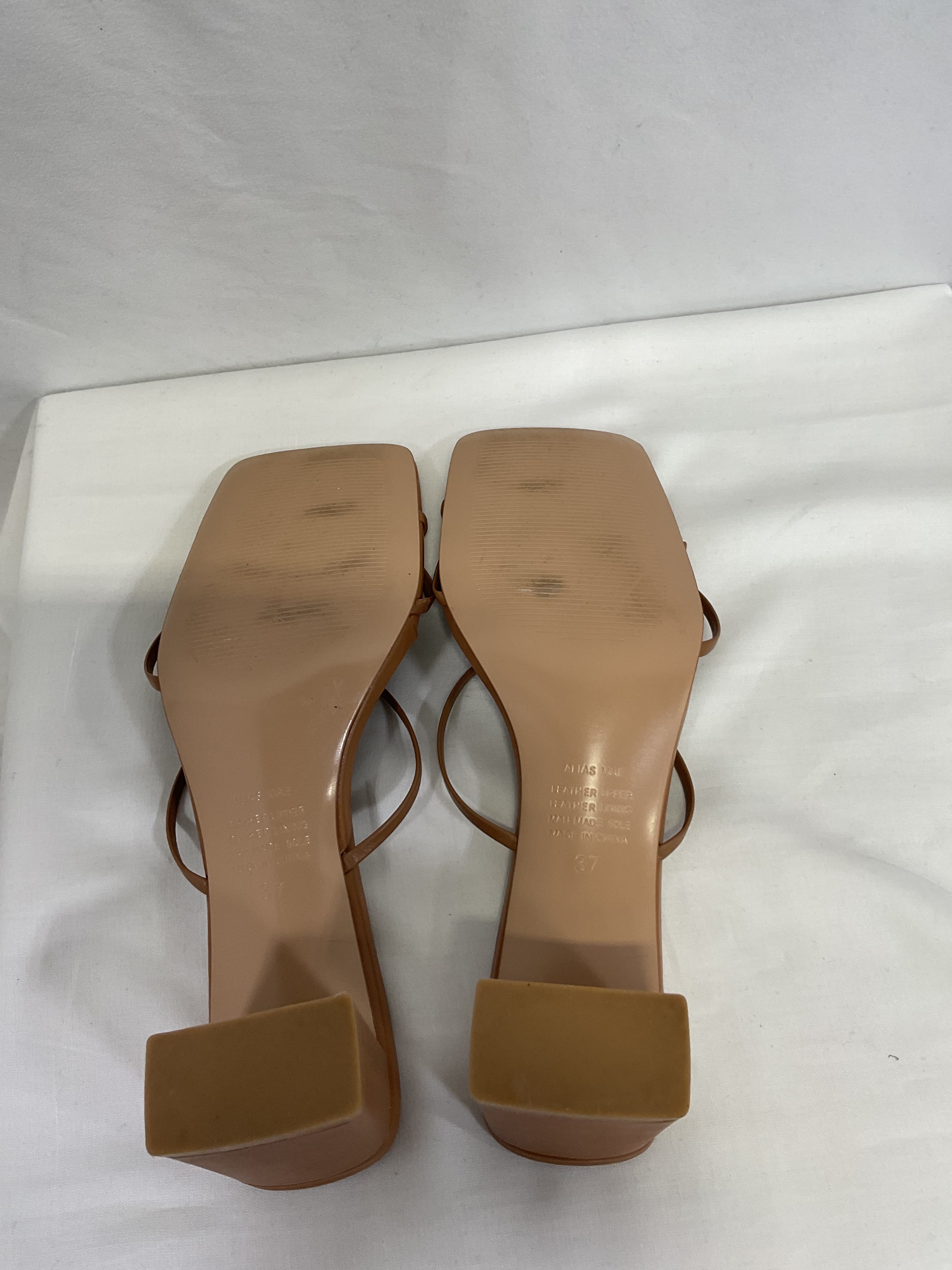 Arabella Sandal In Tan - Image 4