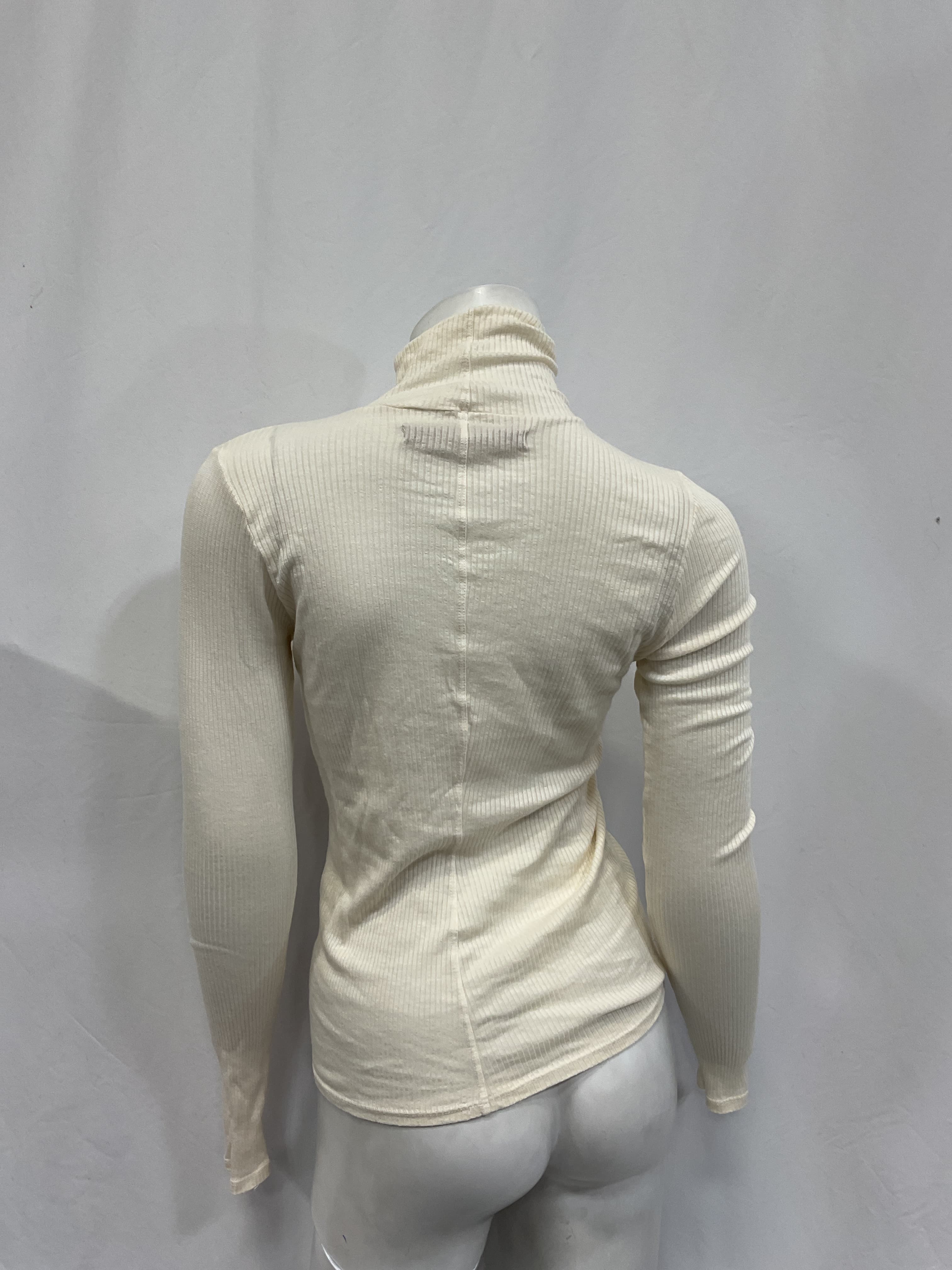 Silk Cashmere Rib Slim Turtleneck In Chalk - Image 3