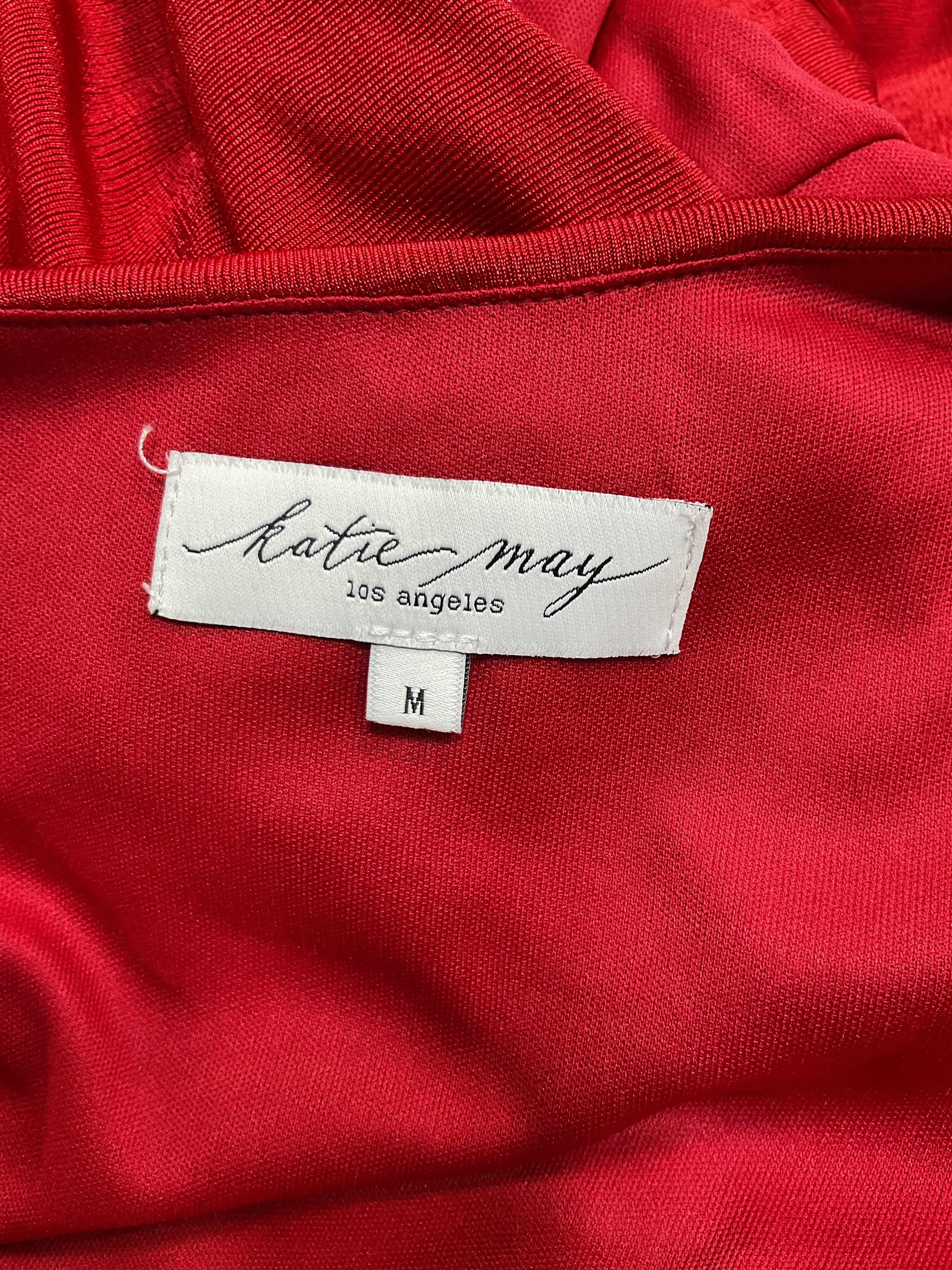Arya Gown In Scarlett - Image 4