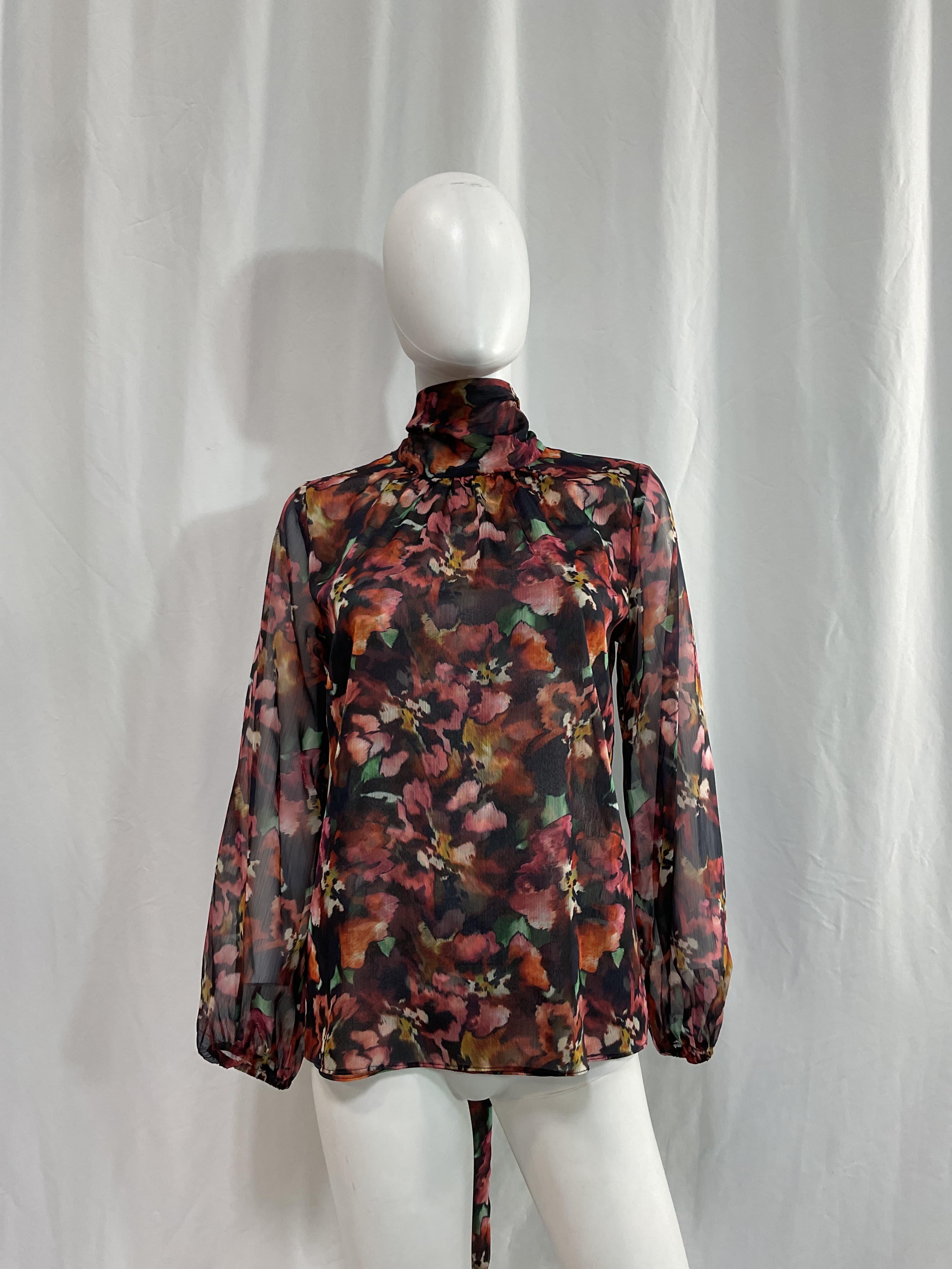 Lulu Top In Libra Fleur - Image 2