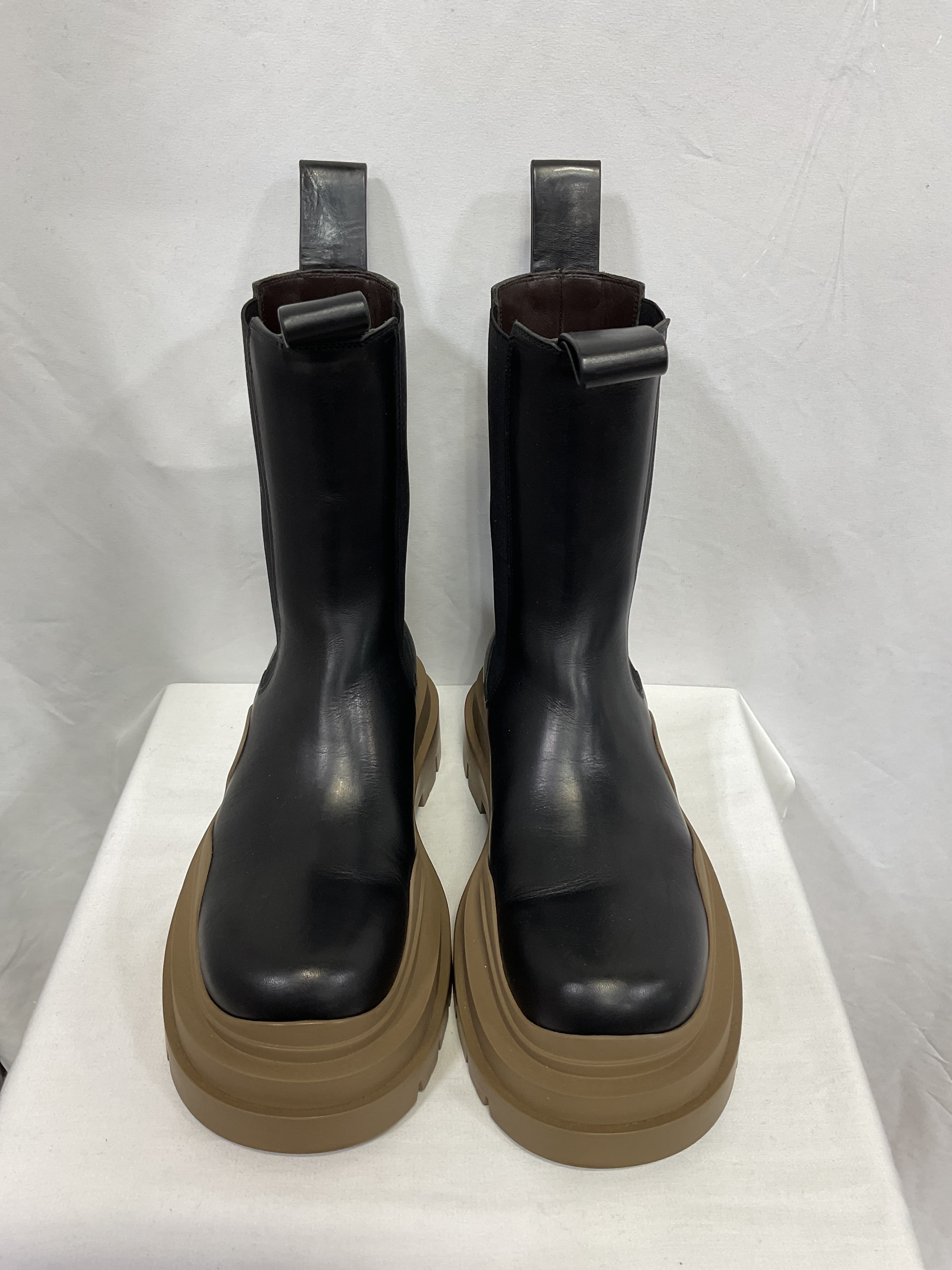 Black & Taupe Tire Chelsea Boots - Image 4