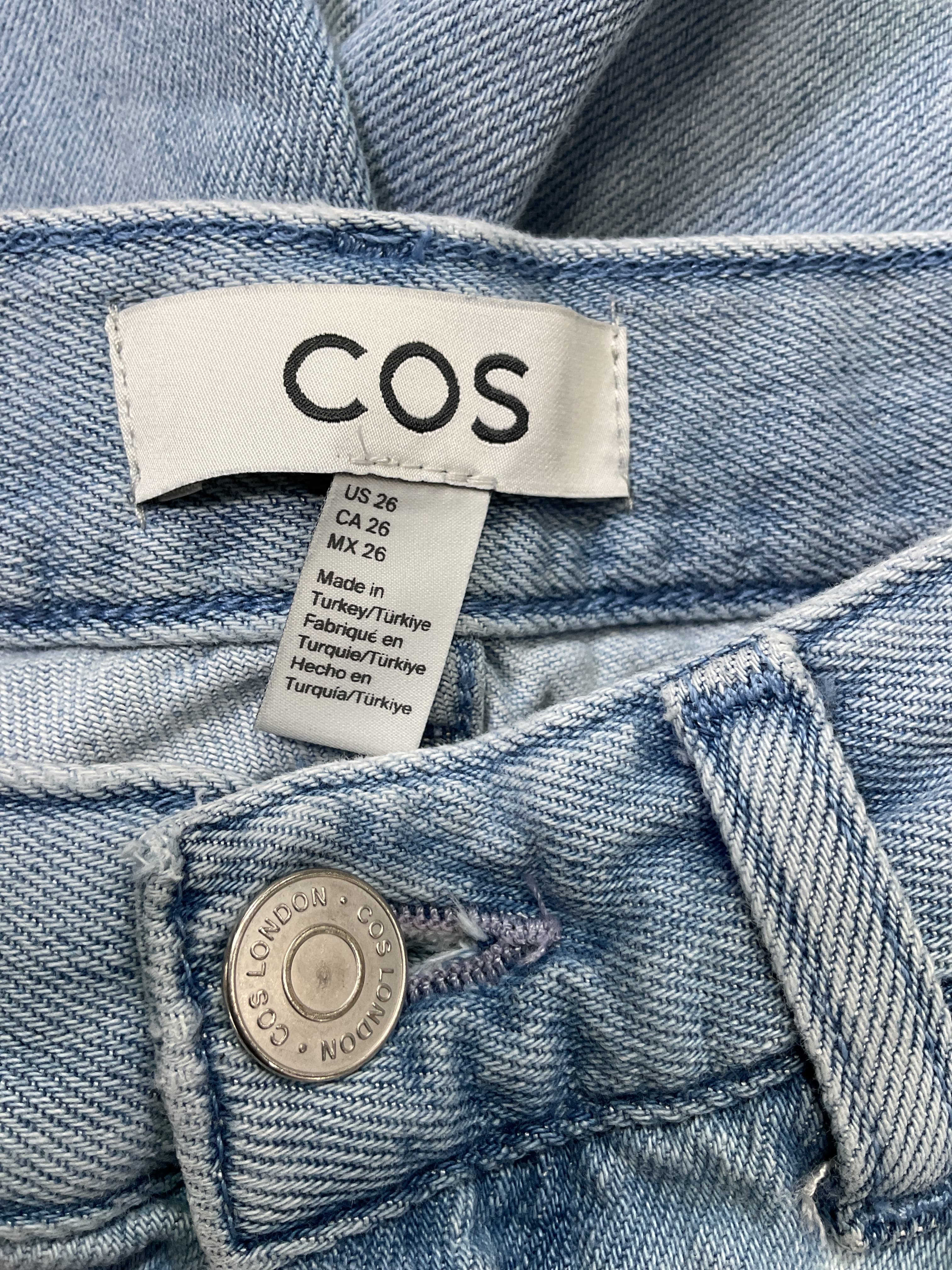 Pleated A-Line Denim Shorts - Image 2