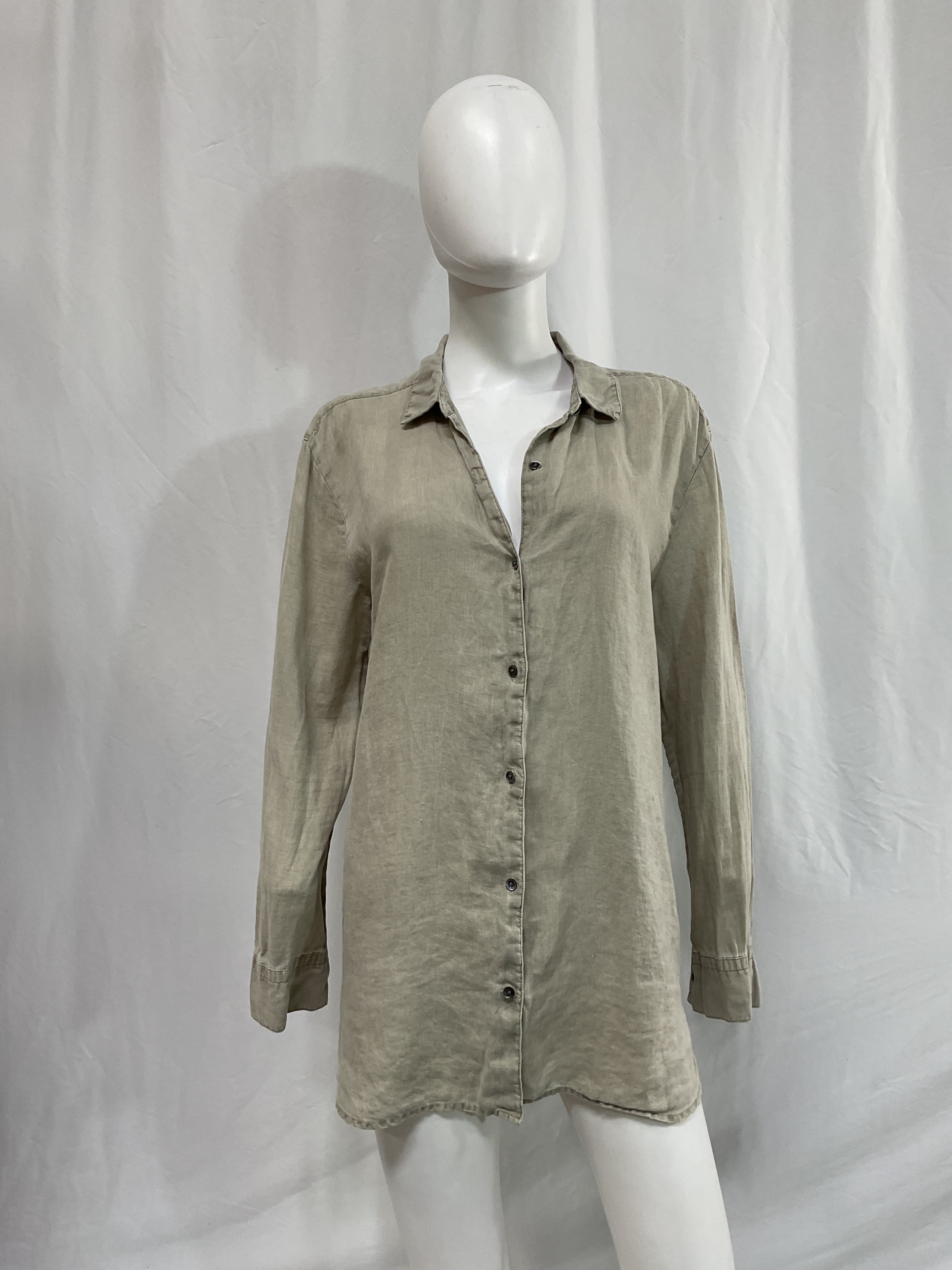 Light Weight Linen Shirt In Silt - Image 3