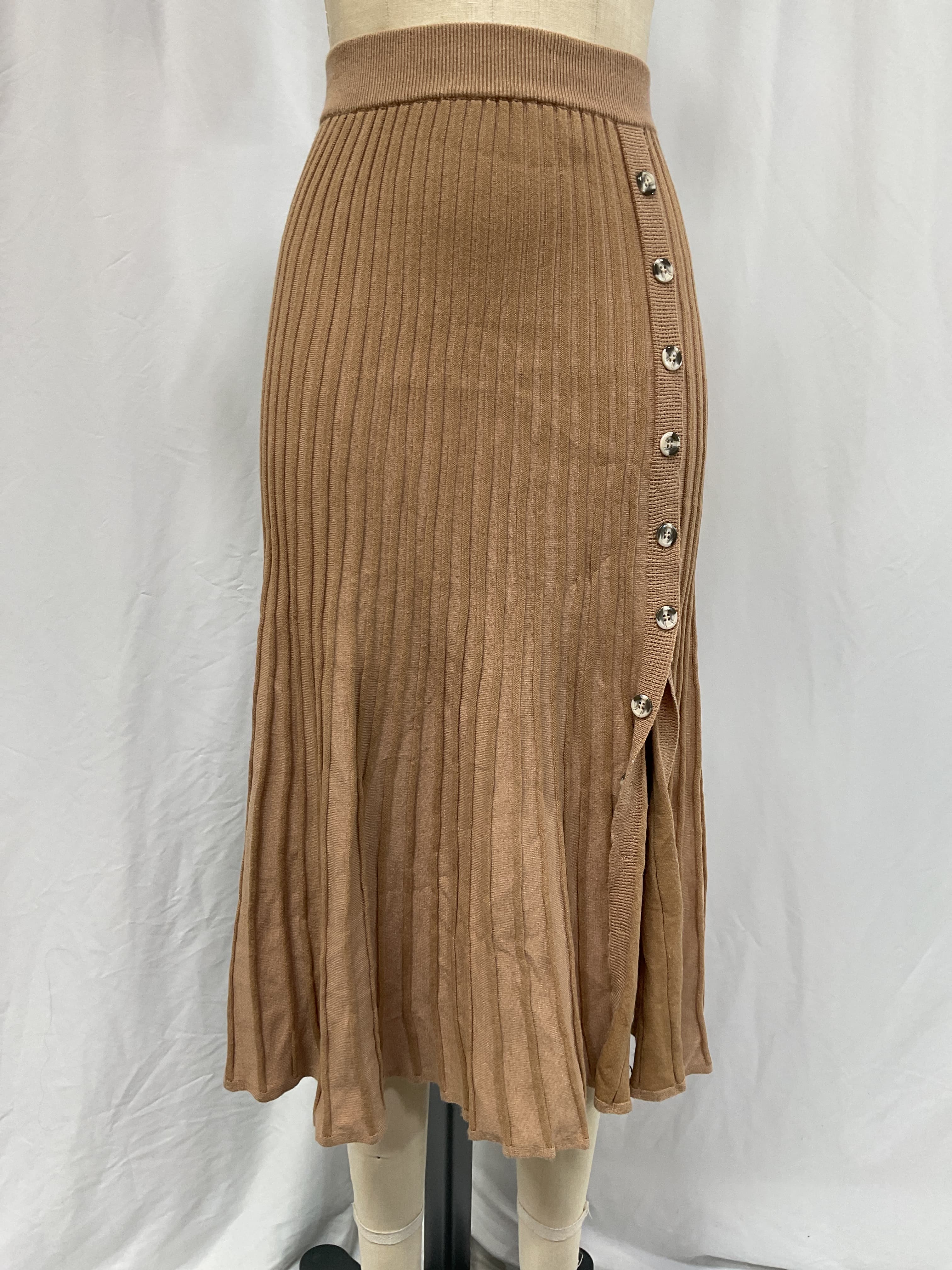 Pleat Button Skirt - Image 3