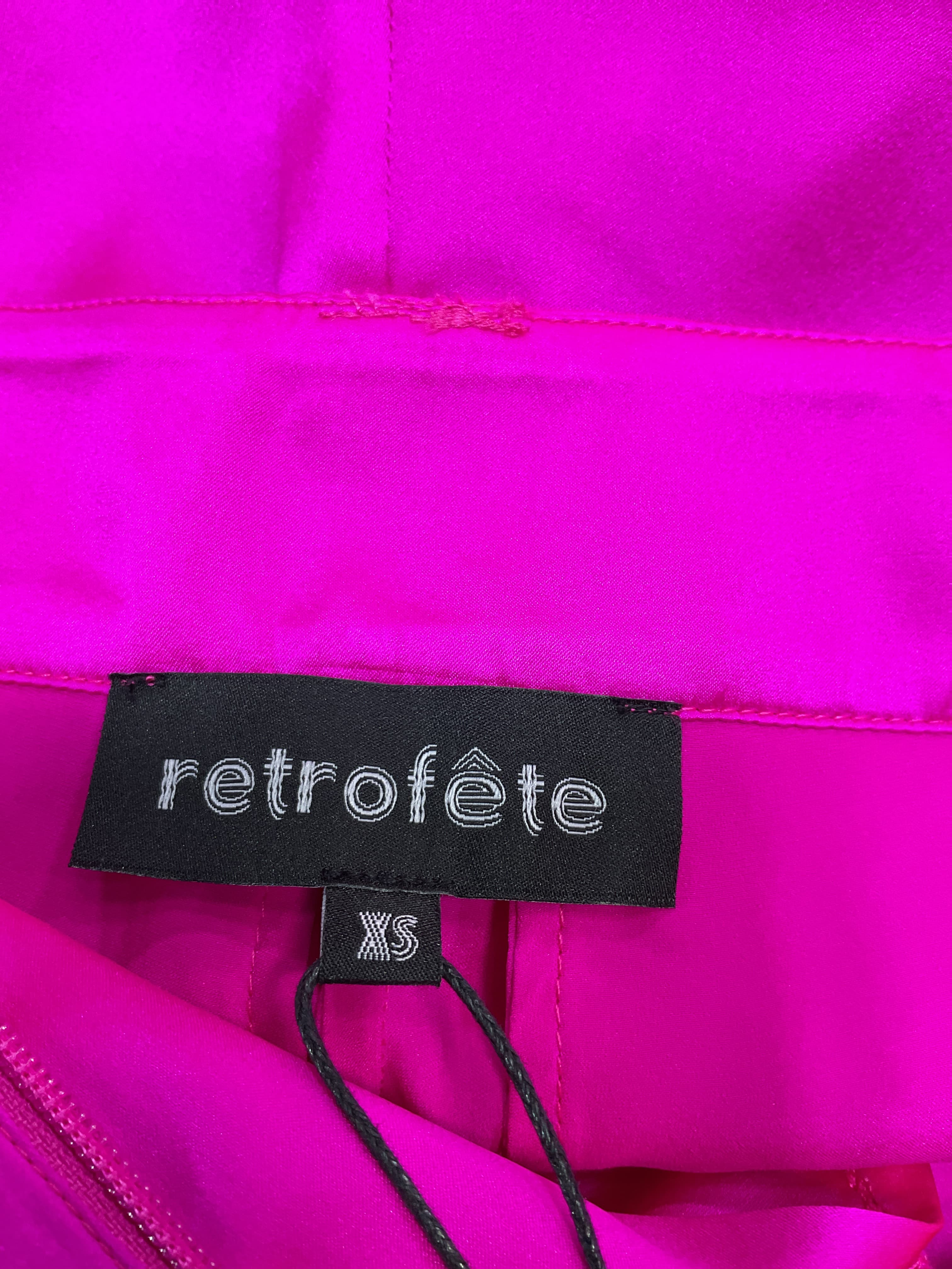 Riri Short In Neon Pink - Image 3
