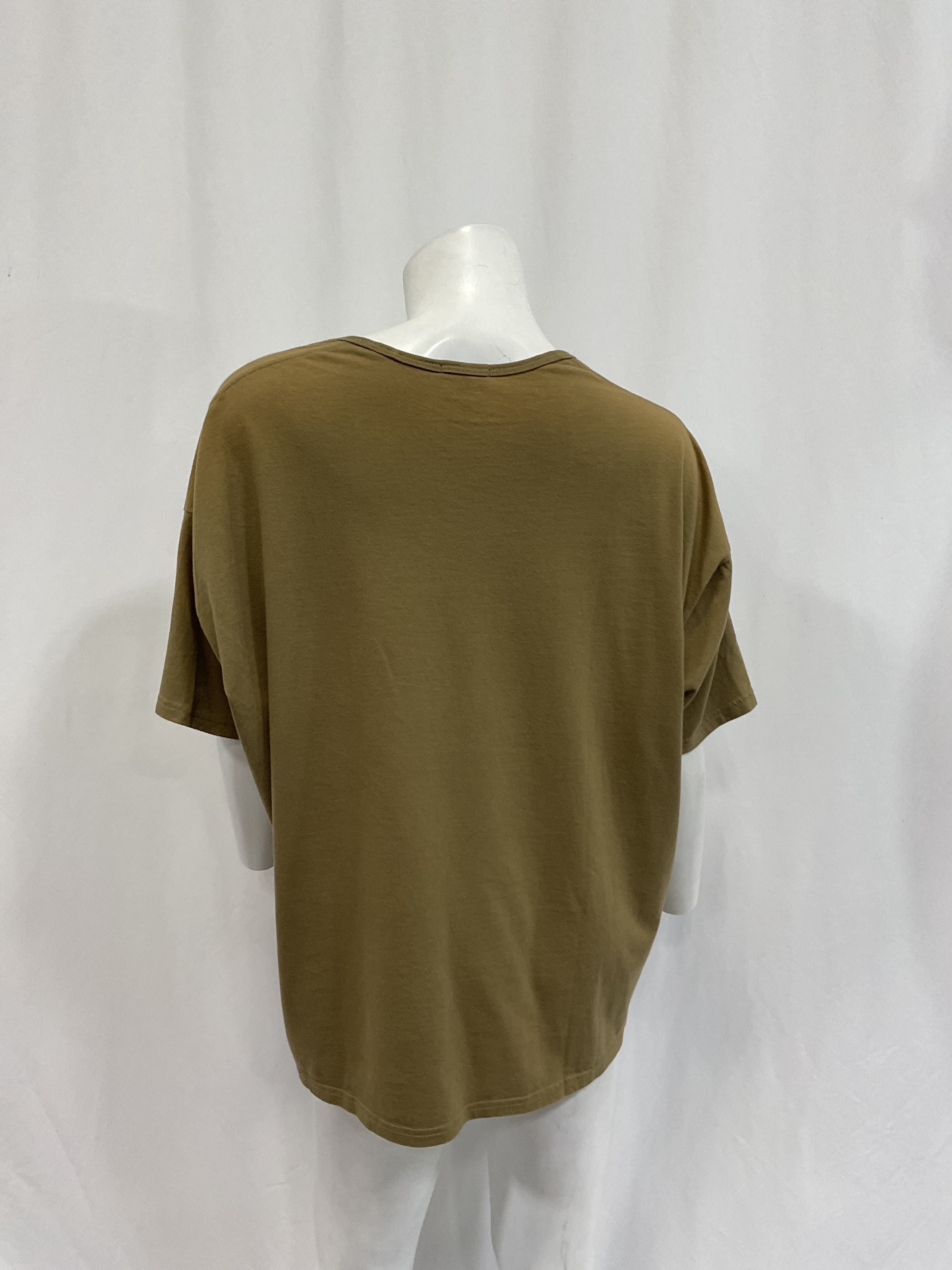 Scoop Neck Relaxed Tee In Light Olive - Image 3