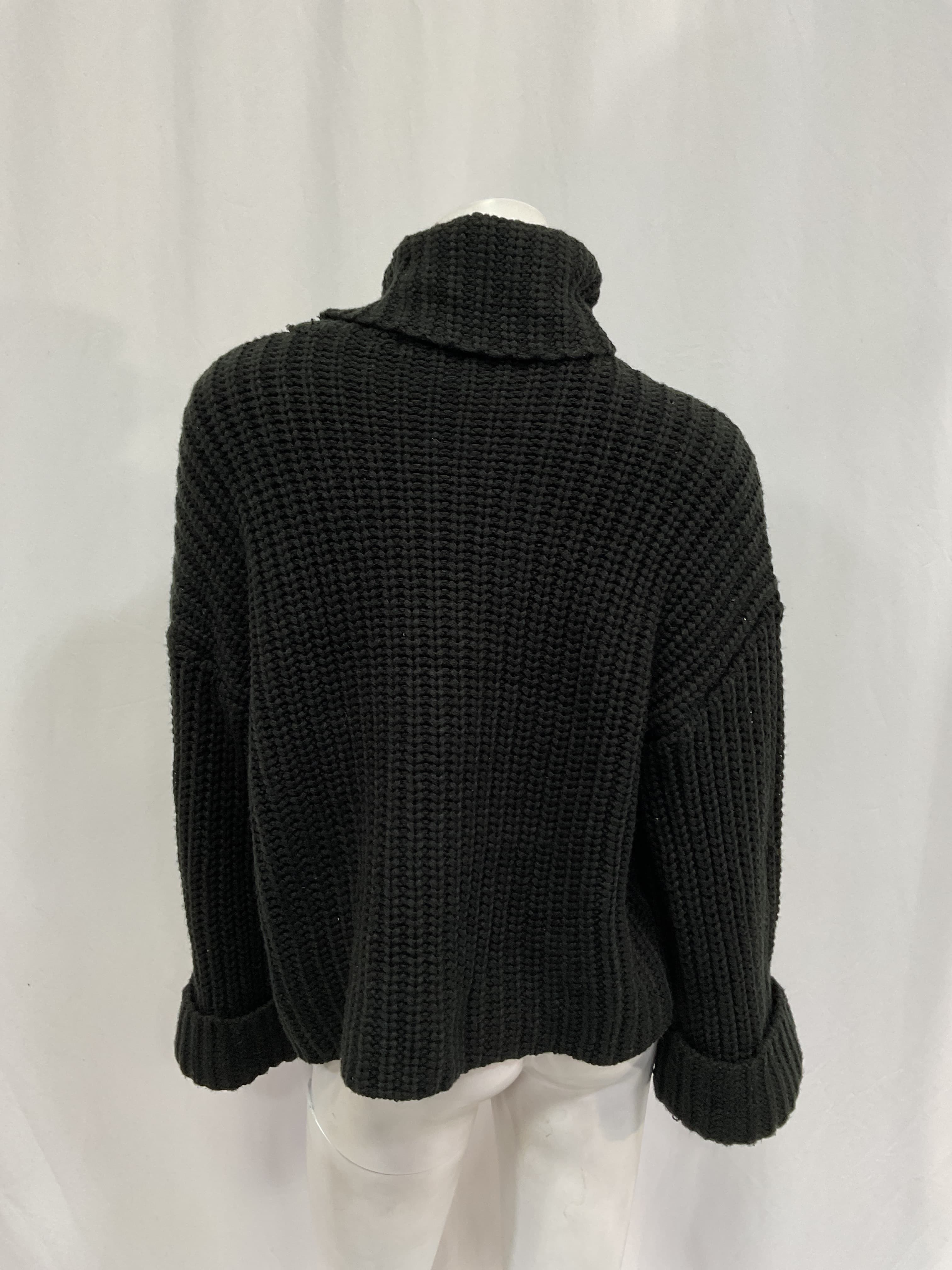 Chunky Turtleneck Shaker Pullover In Black - Image 3