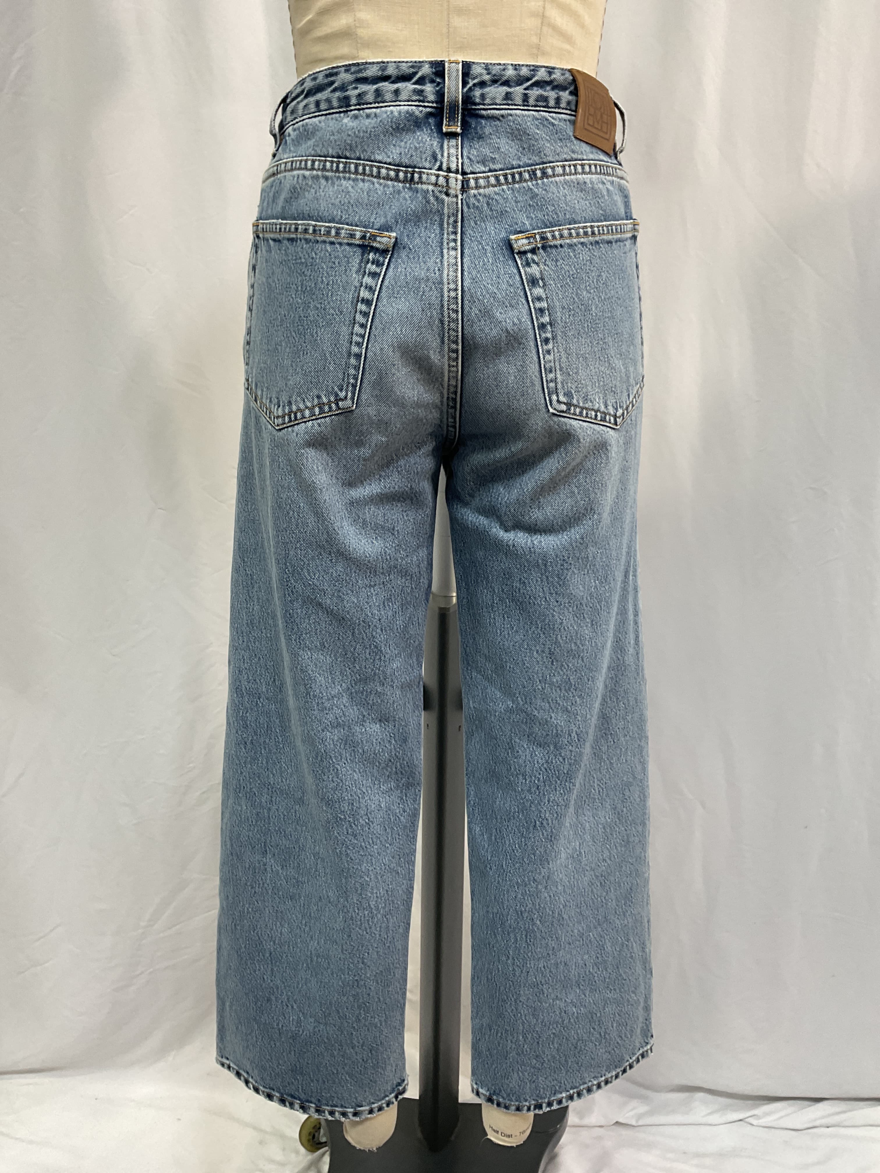 Cropped Straight-Leg Jeans - Image 3