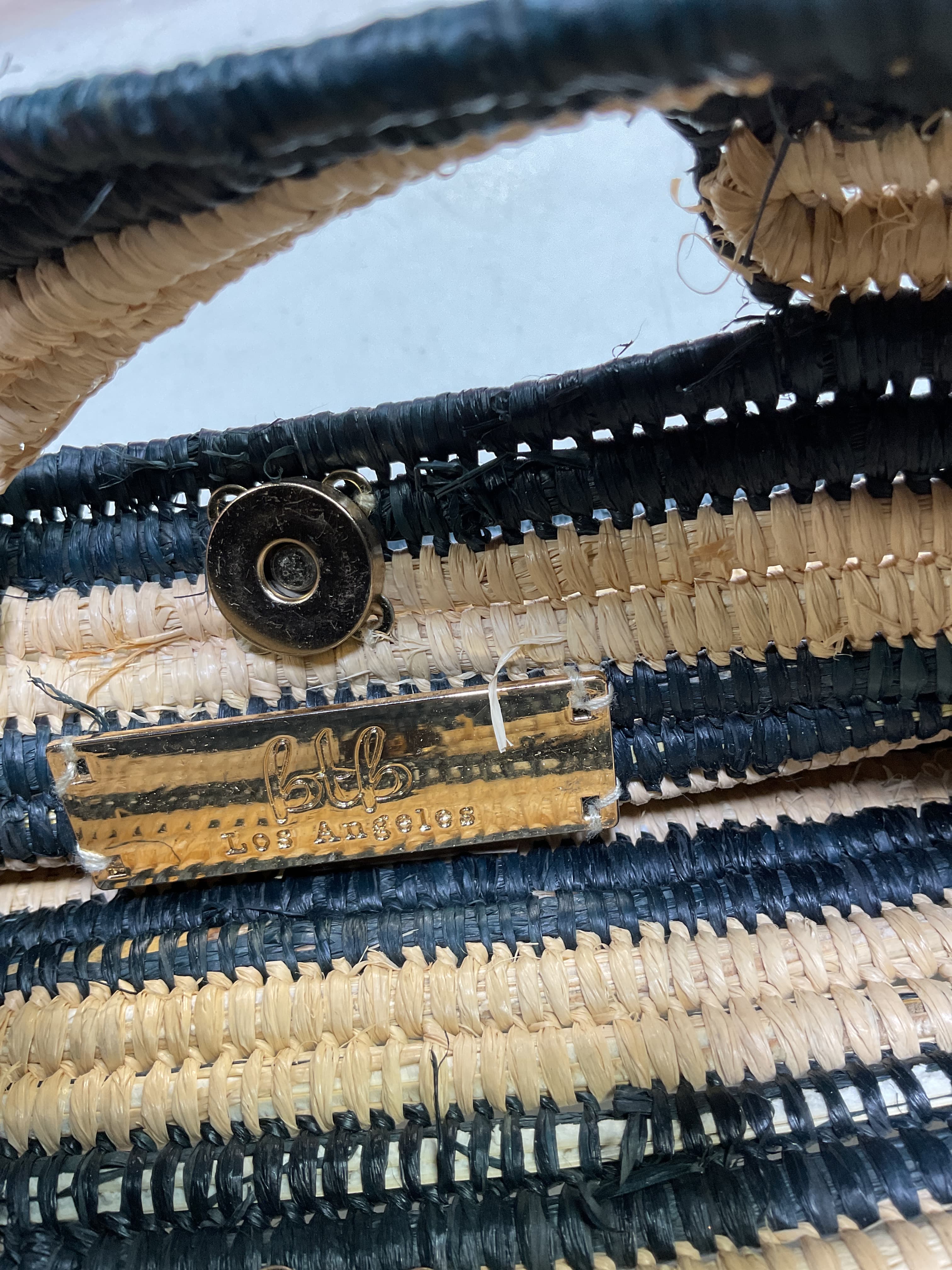 Selah Clutch In Natural & Black - Image 3