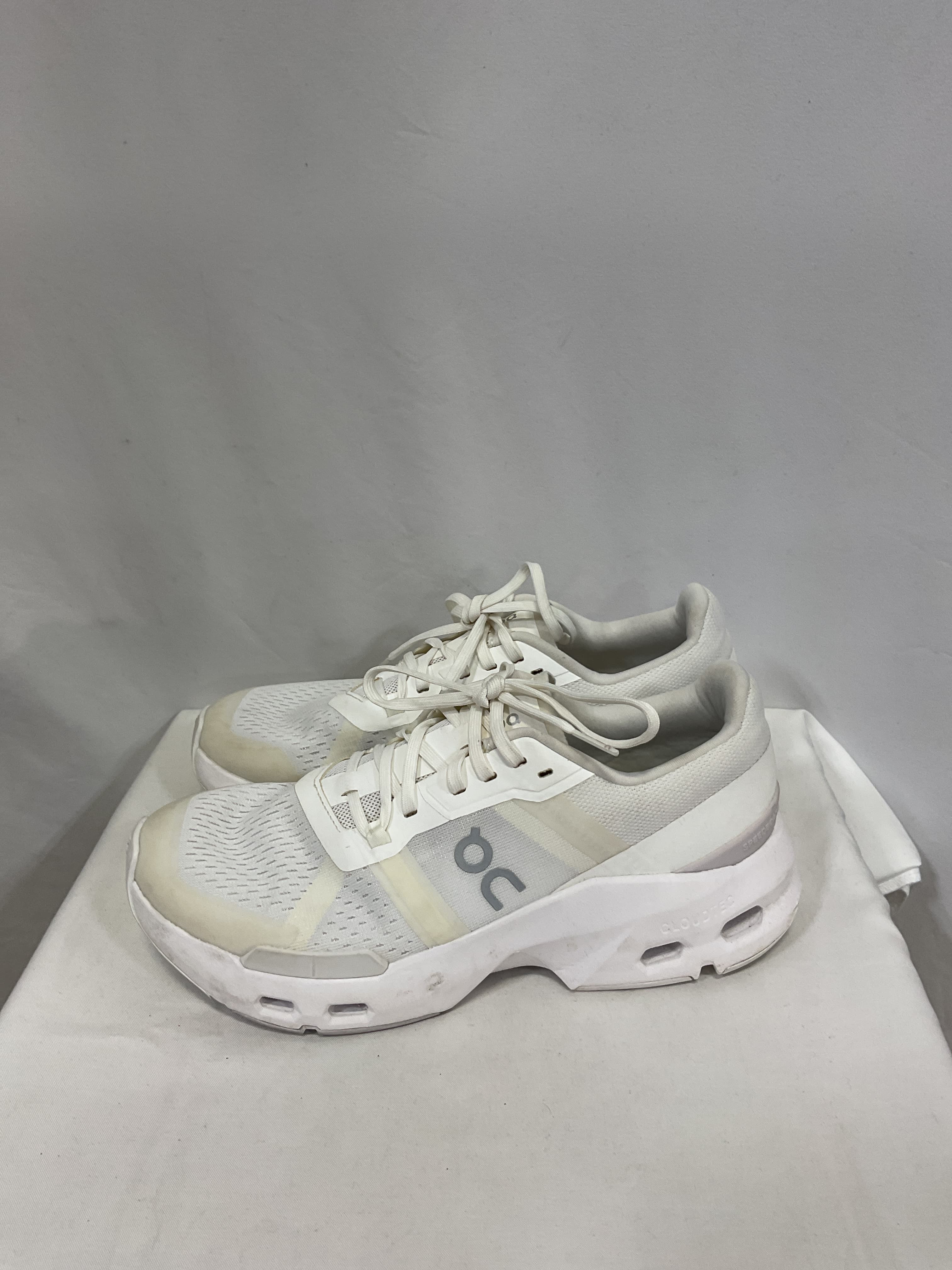 Cloudpulse Sneaker - Image 2