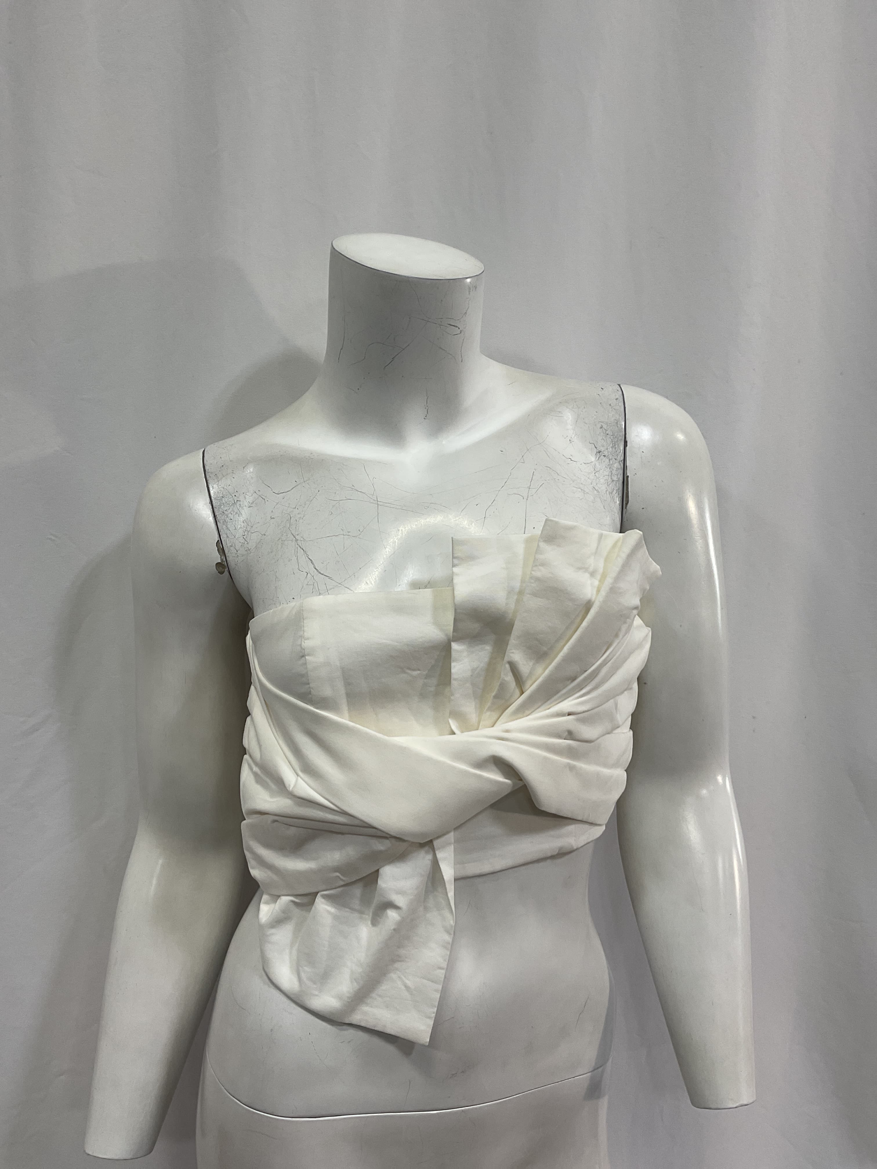 Rosalind Crop Top In White - Image 3