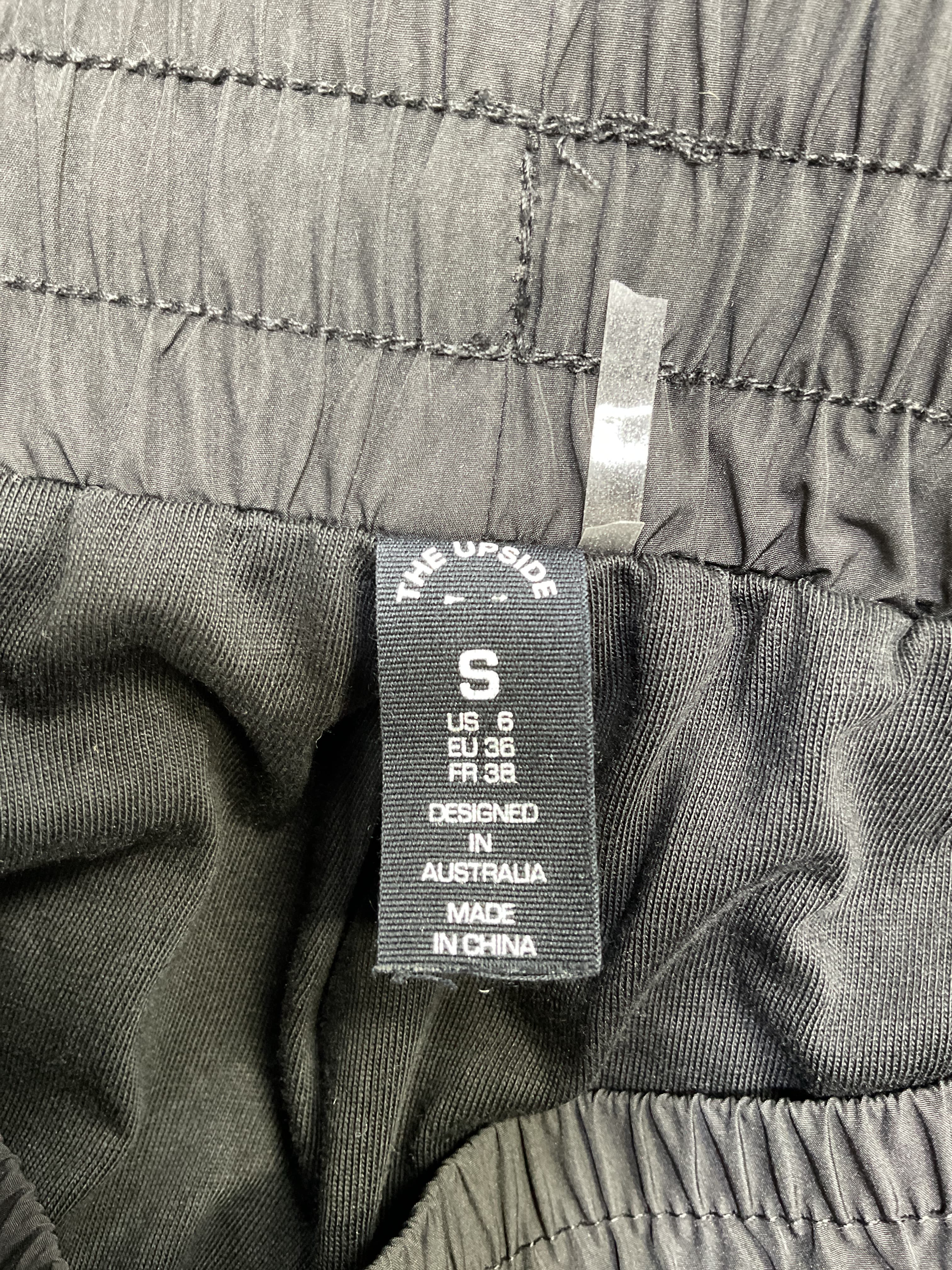Kendall Cargo Pant In Black - Image 3