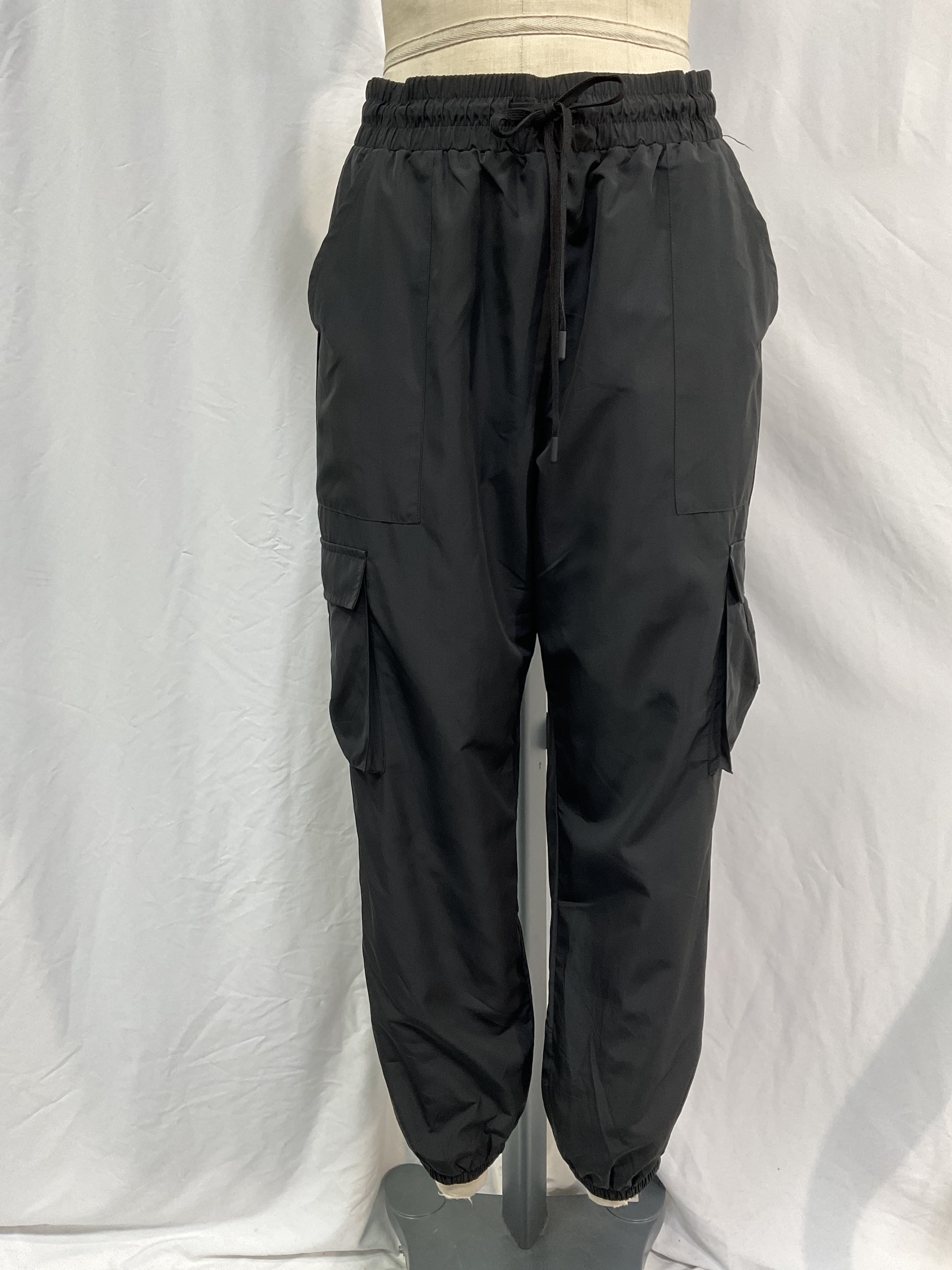 Kendall Cargo Pant In Black - Image 4